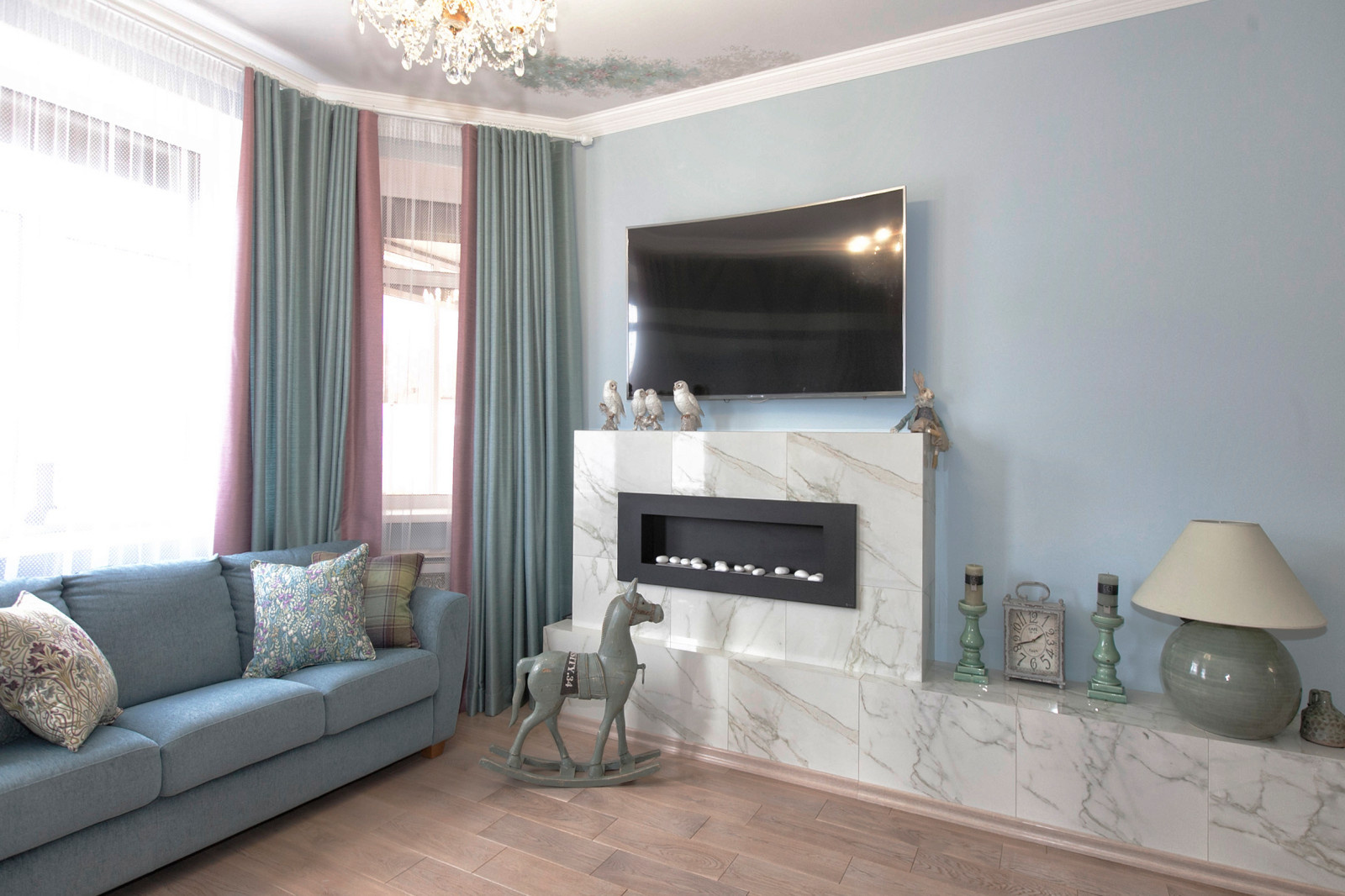 Теплый дом в холодных оттенках