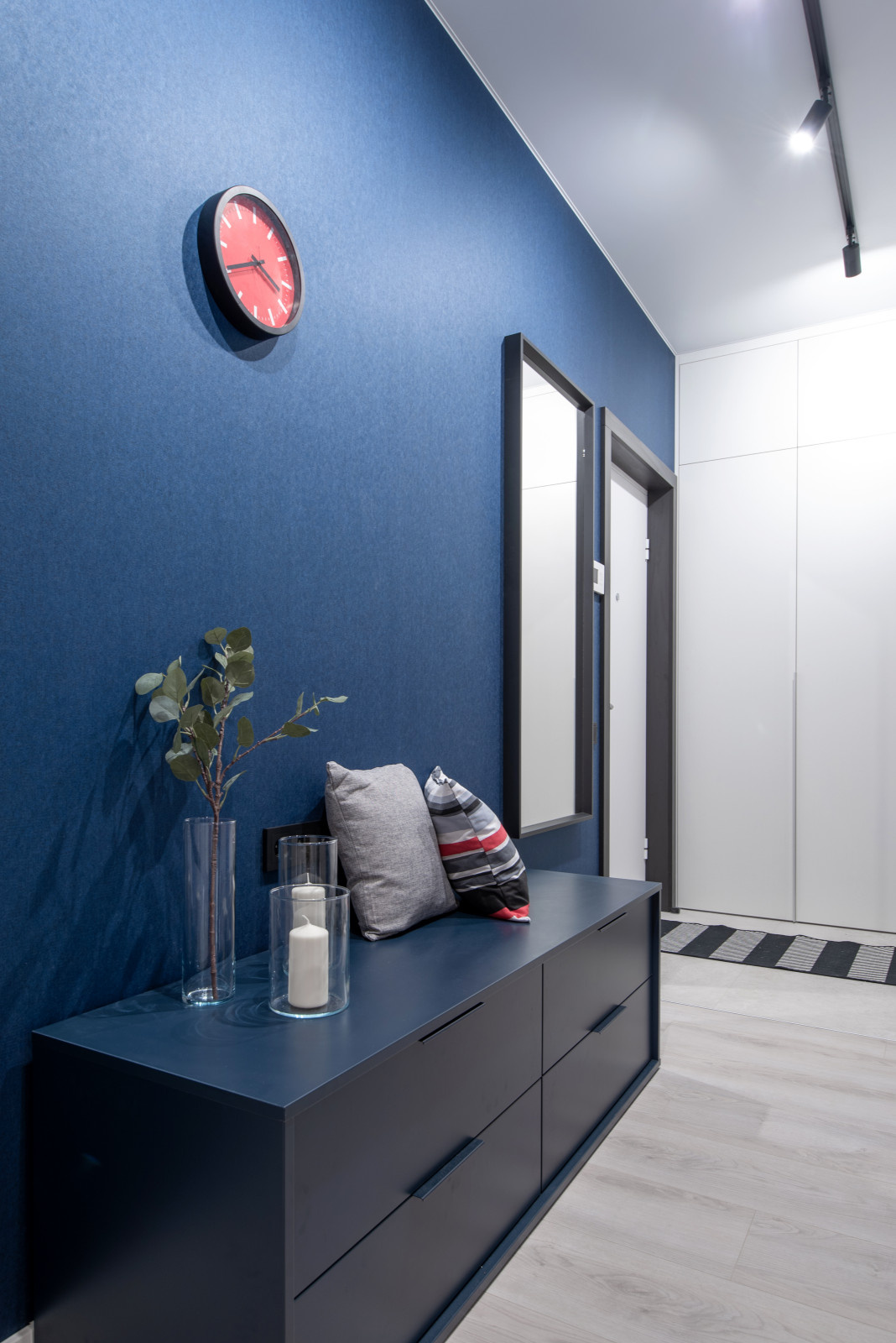 Компакт Хауз