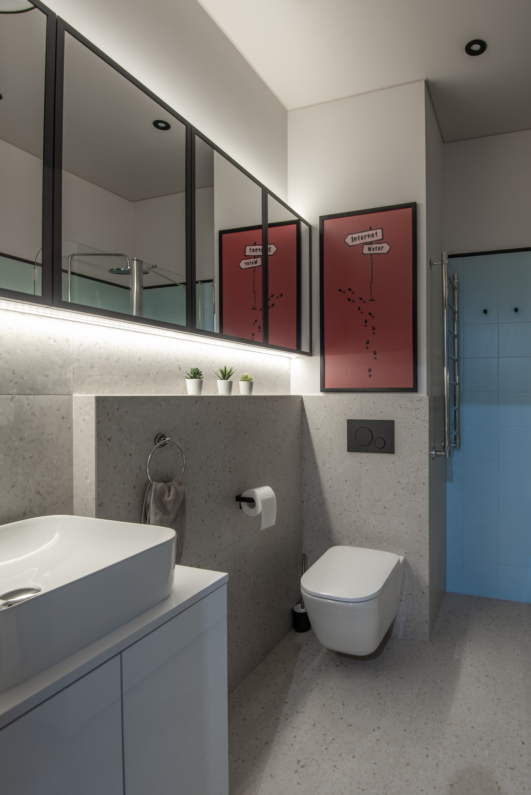 Компакт Хауз