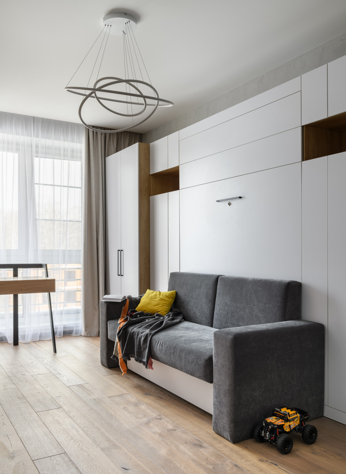 Минимализм с акцентом