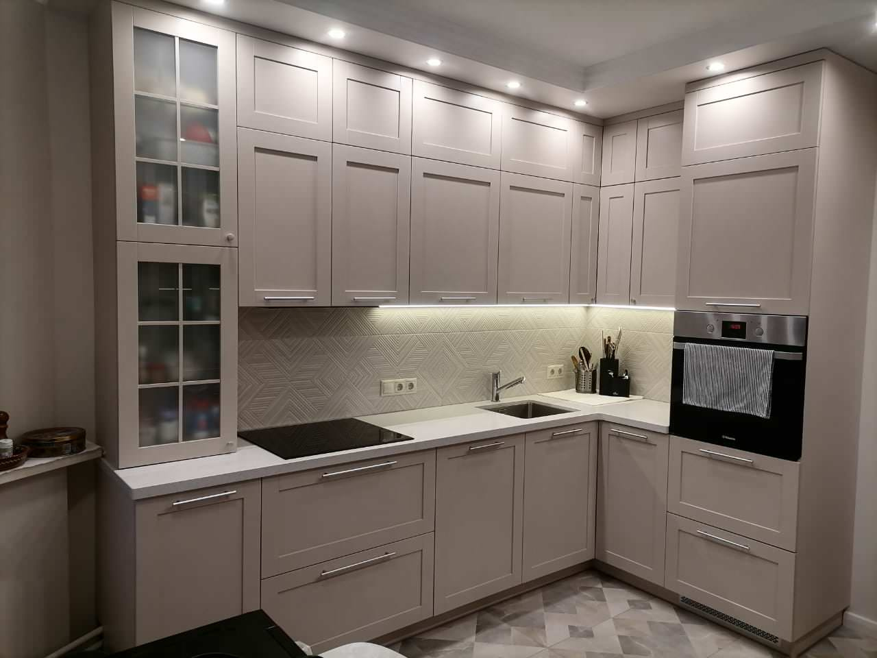 Обложка проекта: Кухня 13 м2 ул. Братеевская в современном стиле