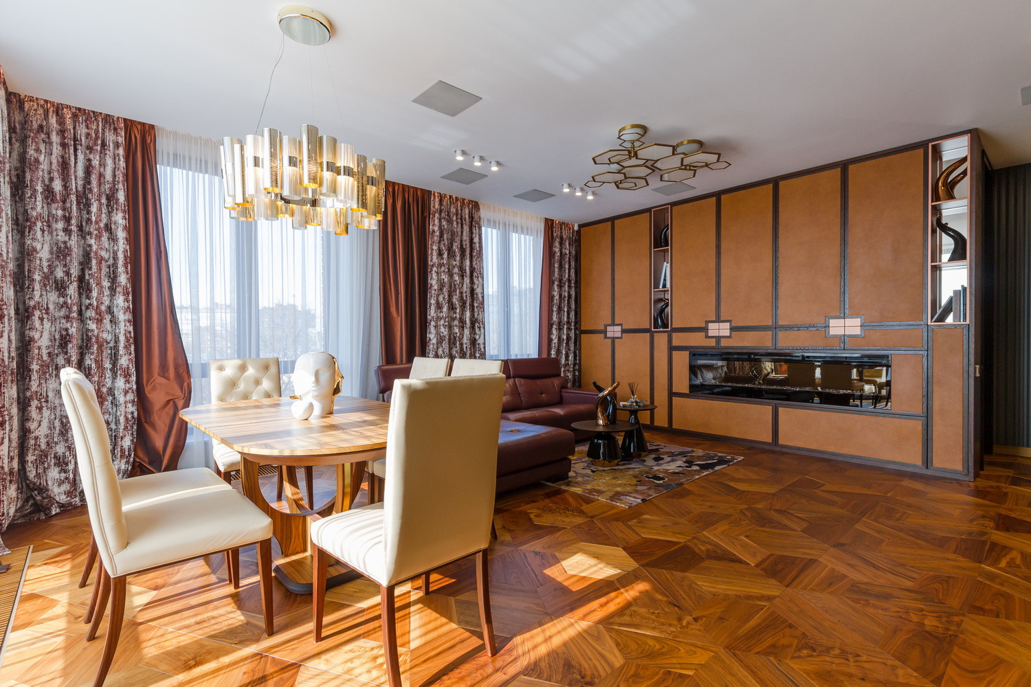 Обложка проекта: Голливудский гламур в центре Нижнего