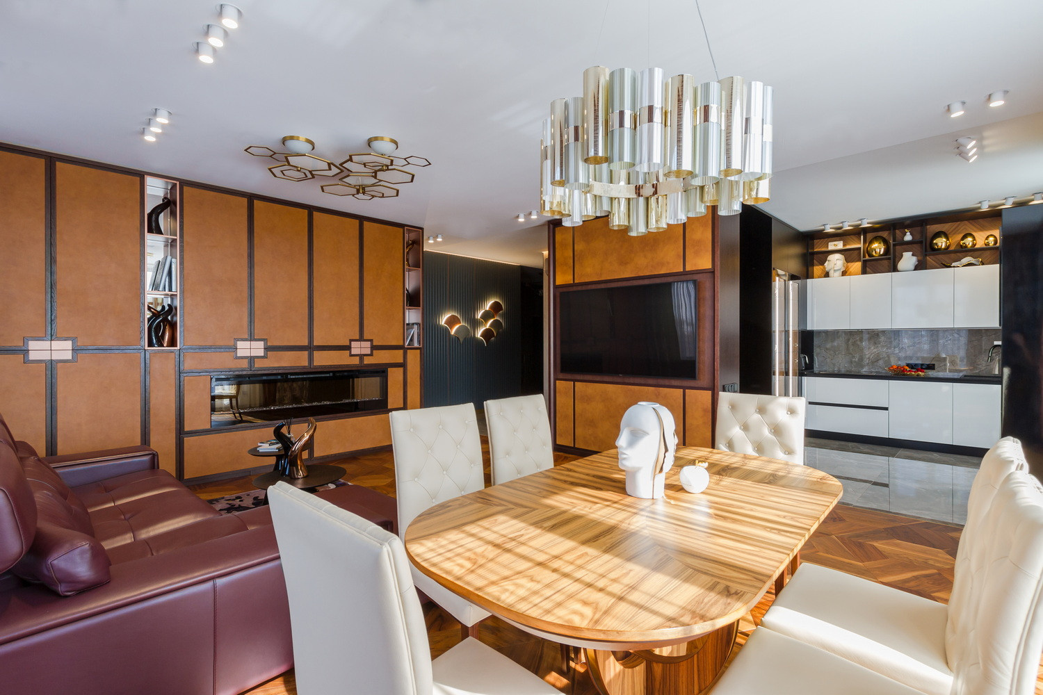 Голливудский гламур в центре Нижнего