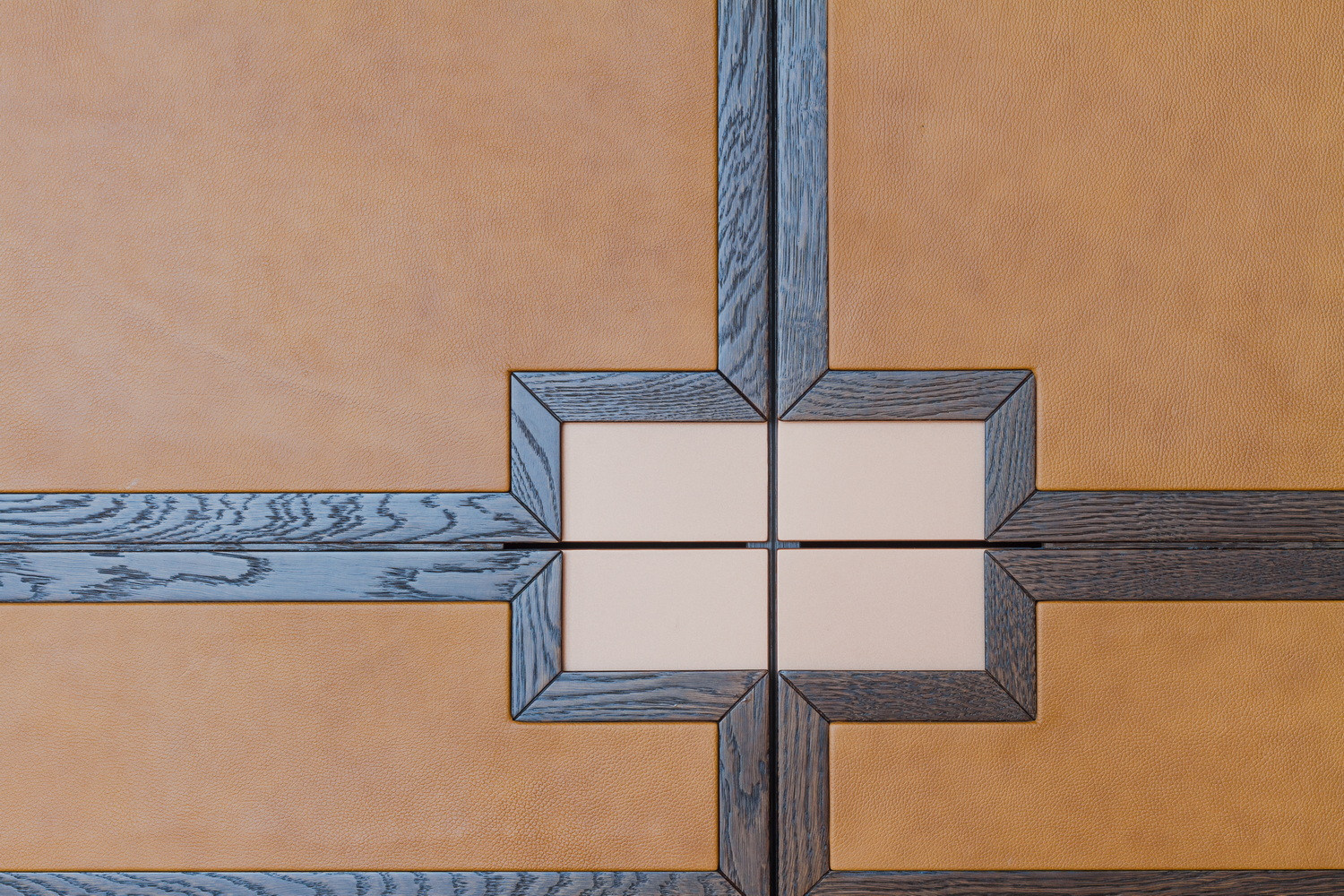 Голливудский гламур в центре Нижнего