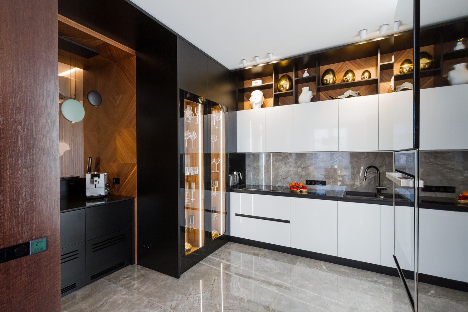 Голливудский гламур в центре Нижнего