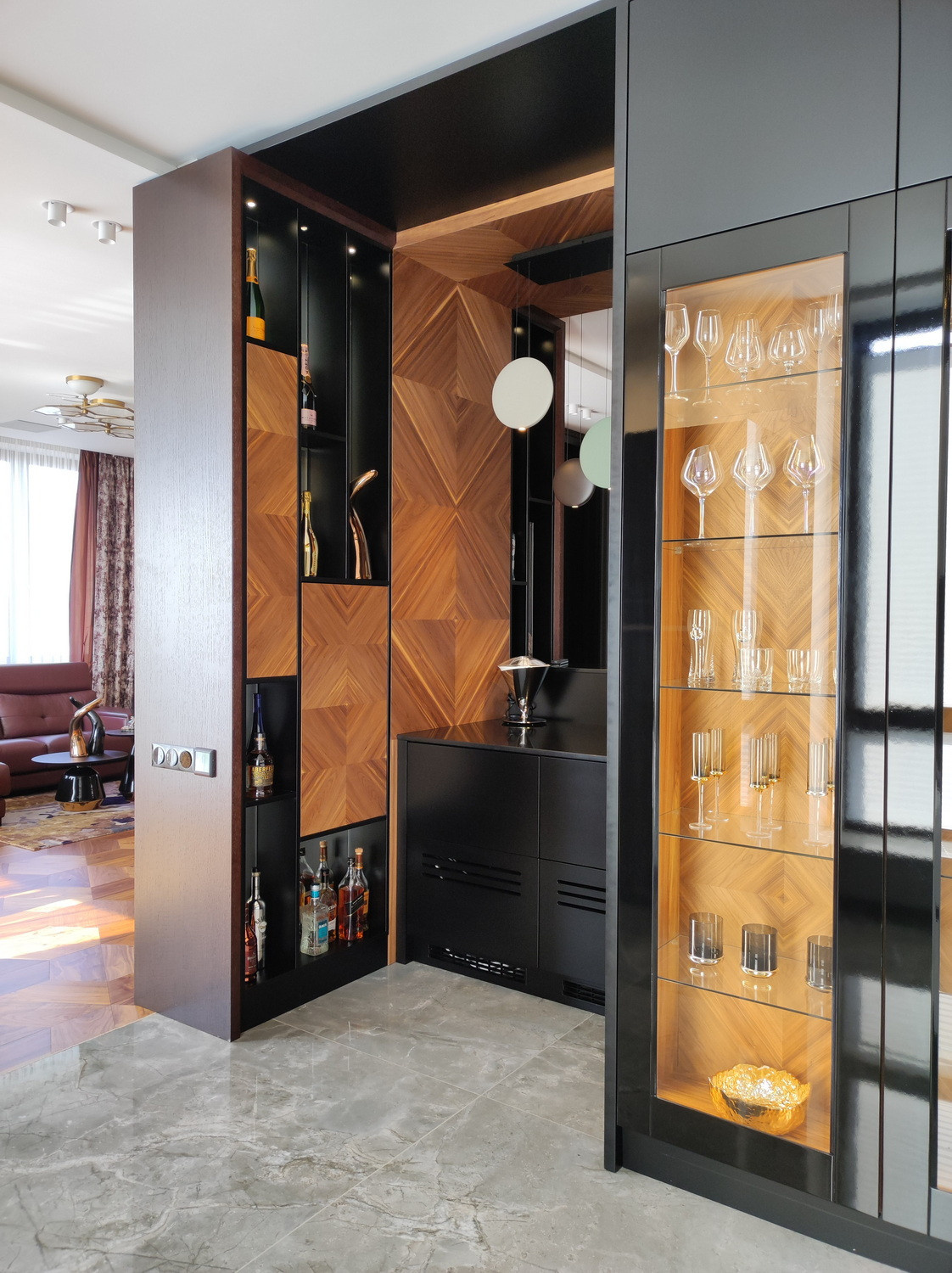 Голливудский гламур в центре Нижнего