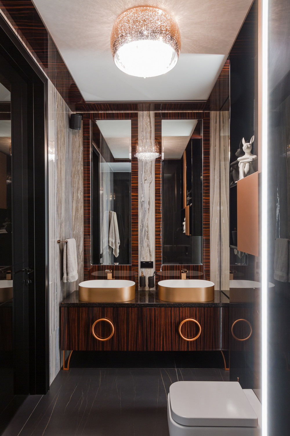 Голливудский гламур в центре Нижнего