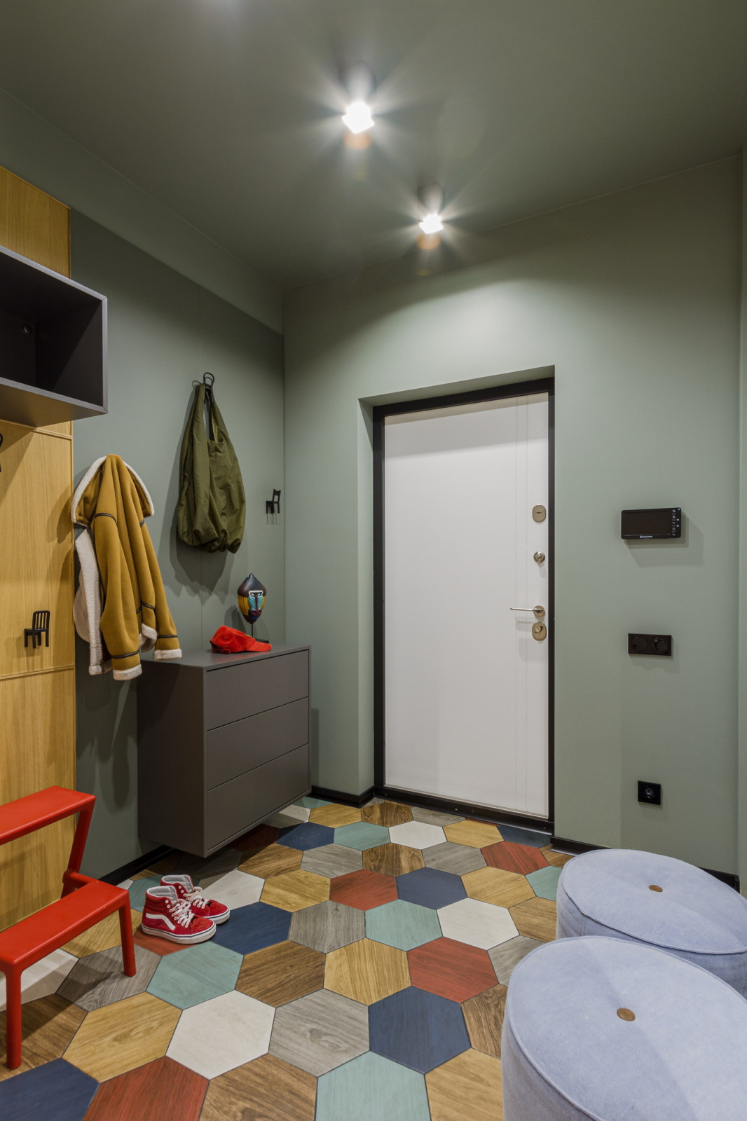 Обложка проекта: Яркий Нижний.