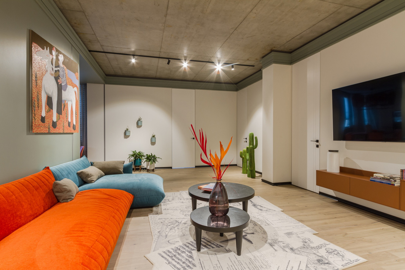 Яркий Нижний.