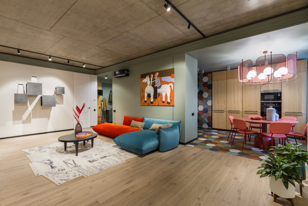 Яркий Нижний.