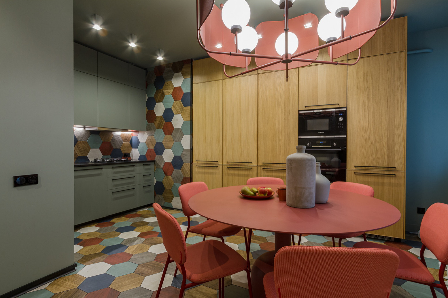 Яркий Нижний.