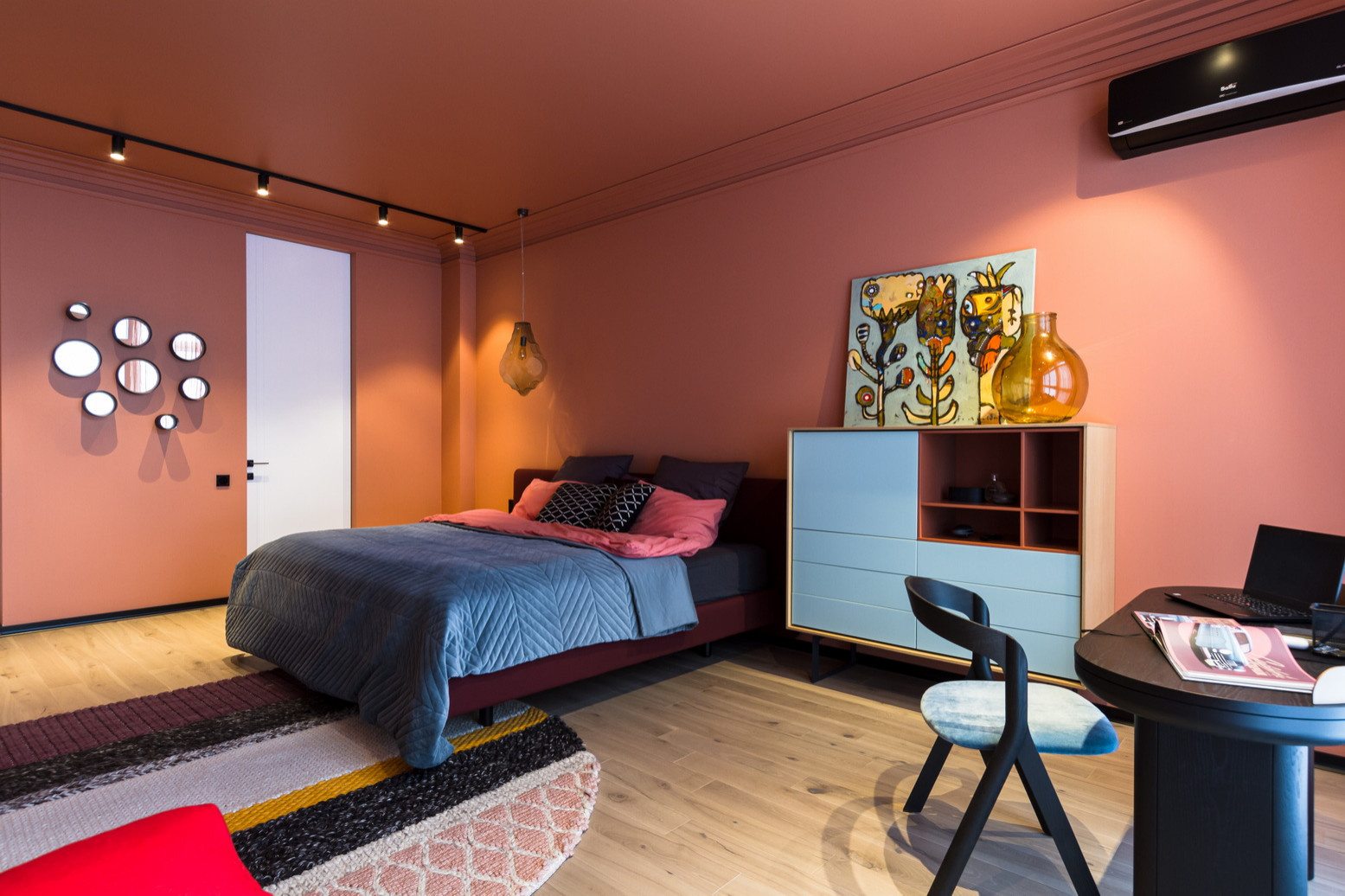 Яркий Нижний.