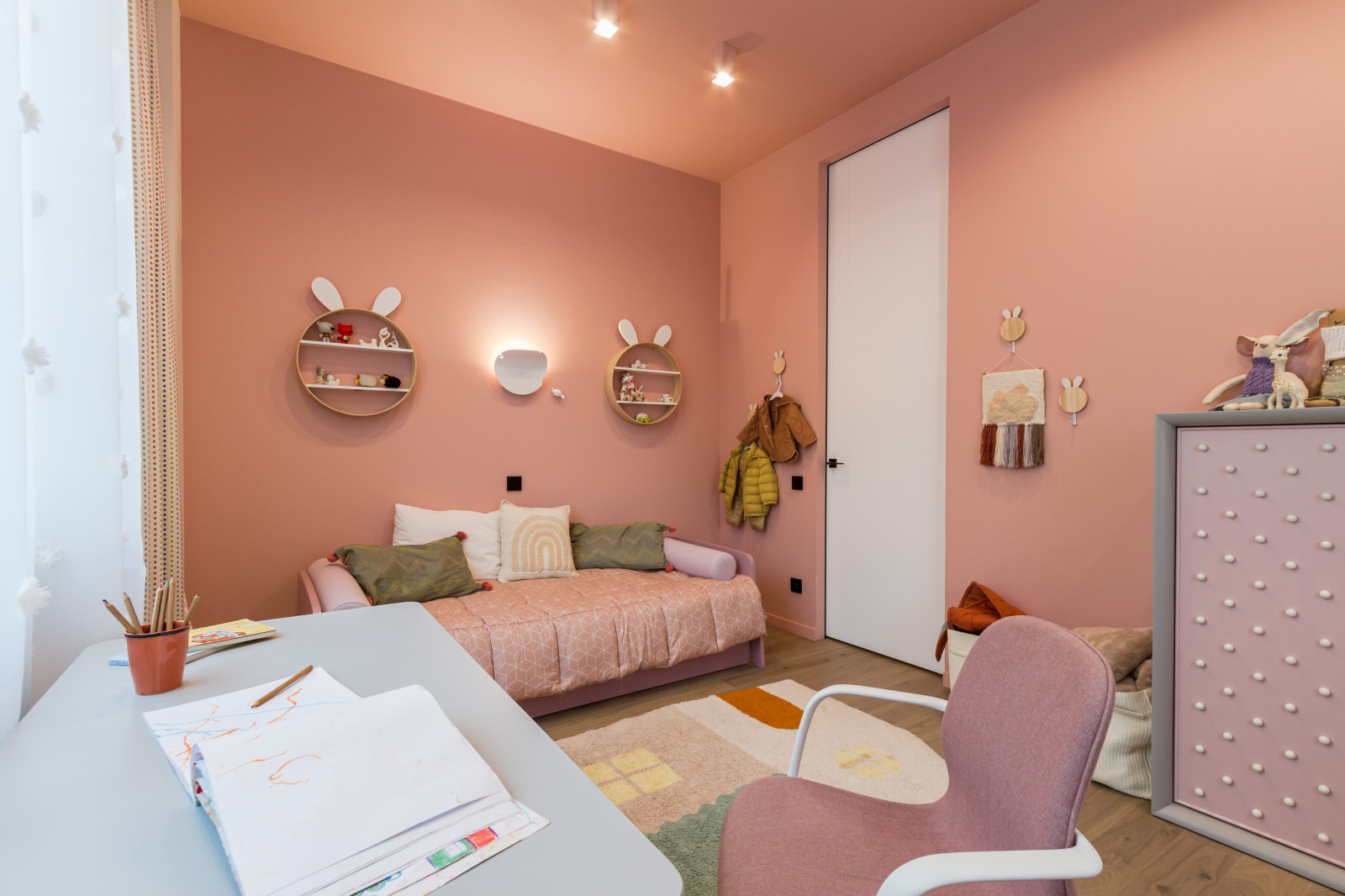 Яркий Нижний.