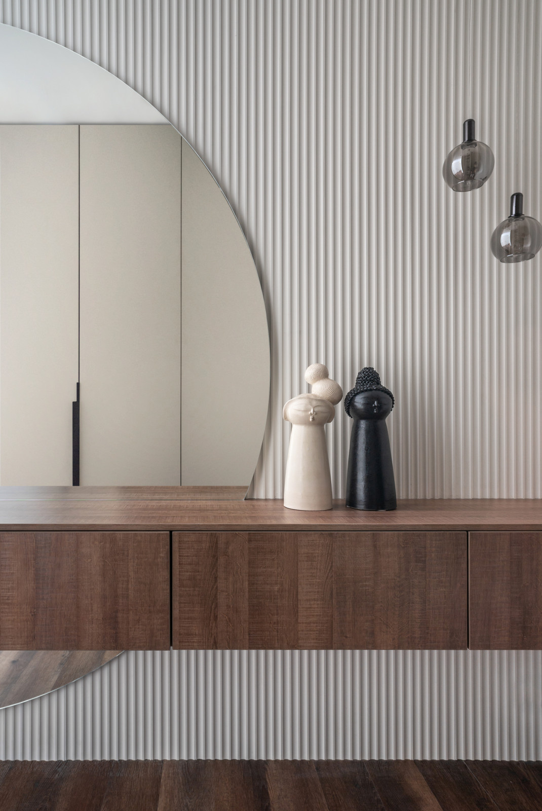 Фрагмент интерьера прихожей