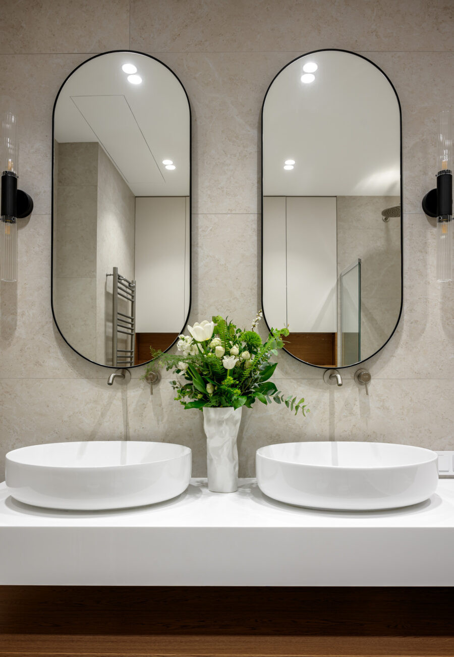 Квартира для семьи с тремя детьми в ЖК Wine House в минималистичном стиле