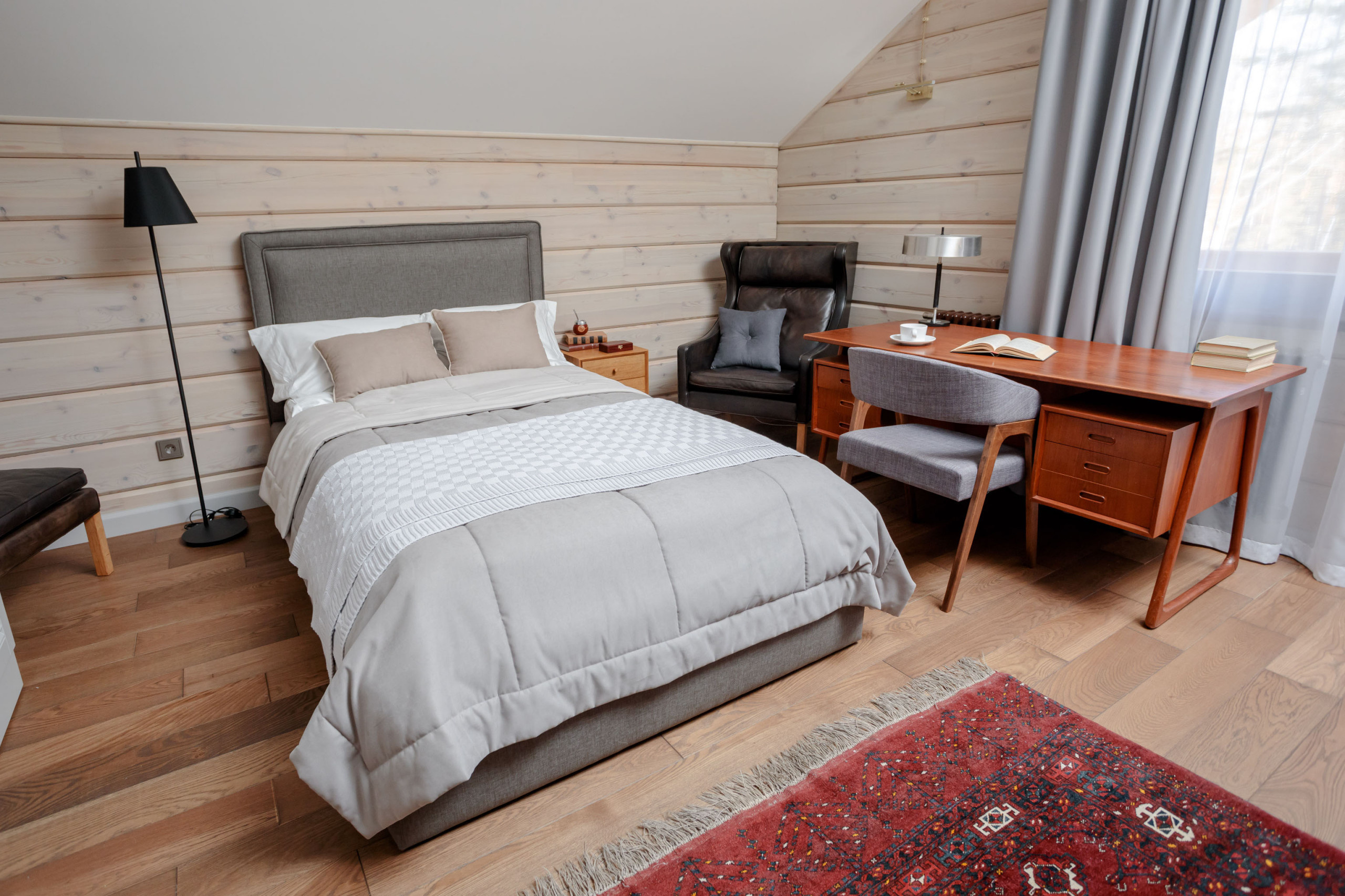 Сроки и смета: 20 млн и 11 месяцев на ремонт дома в Екатеринбурге