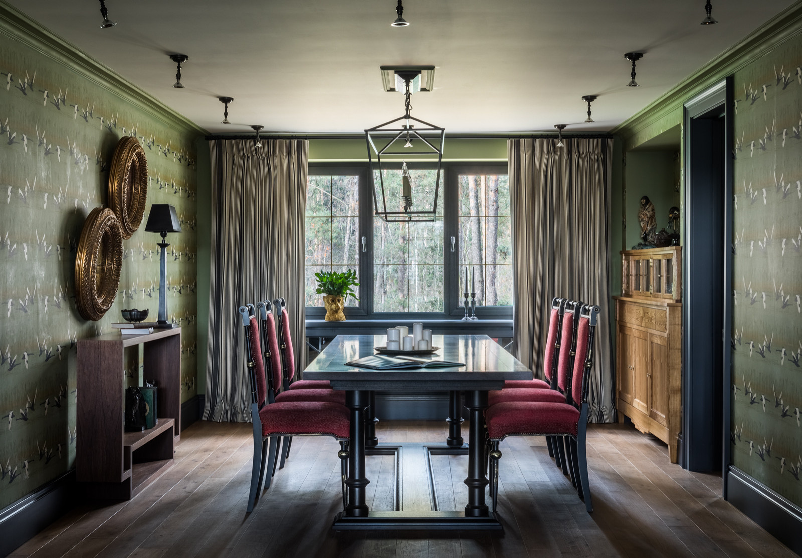 Houzz тур: Дом, в котором при перестройке подняли потолки