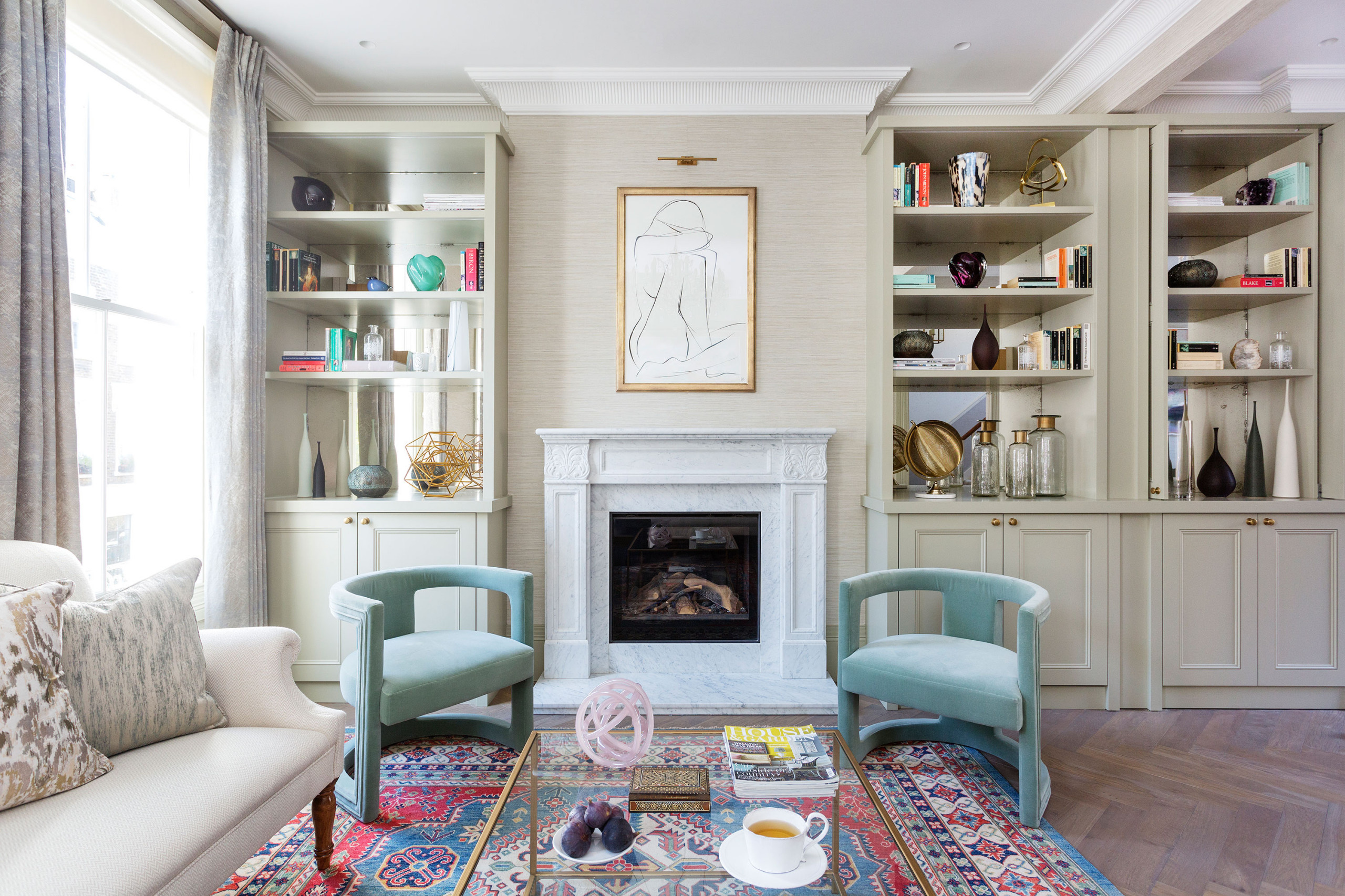 Есть вопрос: Зачем камину стекло