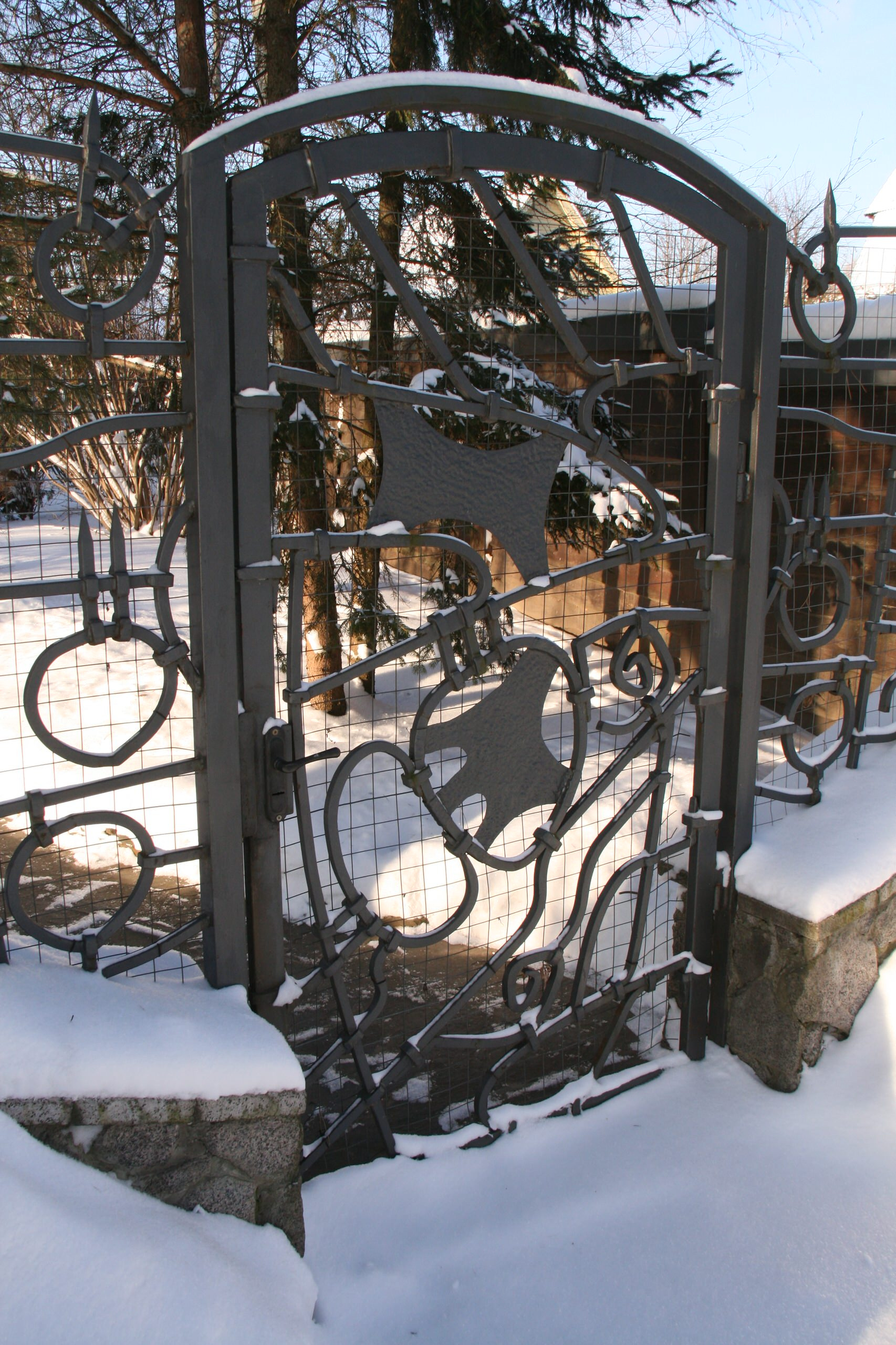 Фотоохота: 91 идея декора для калитки