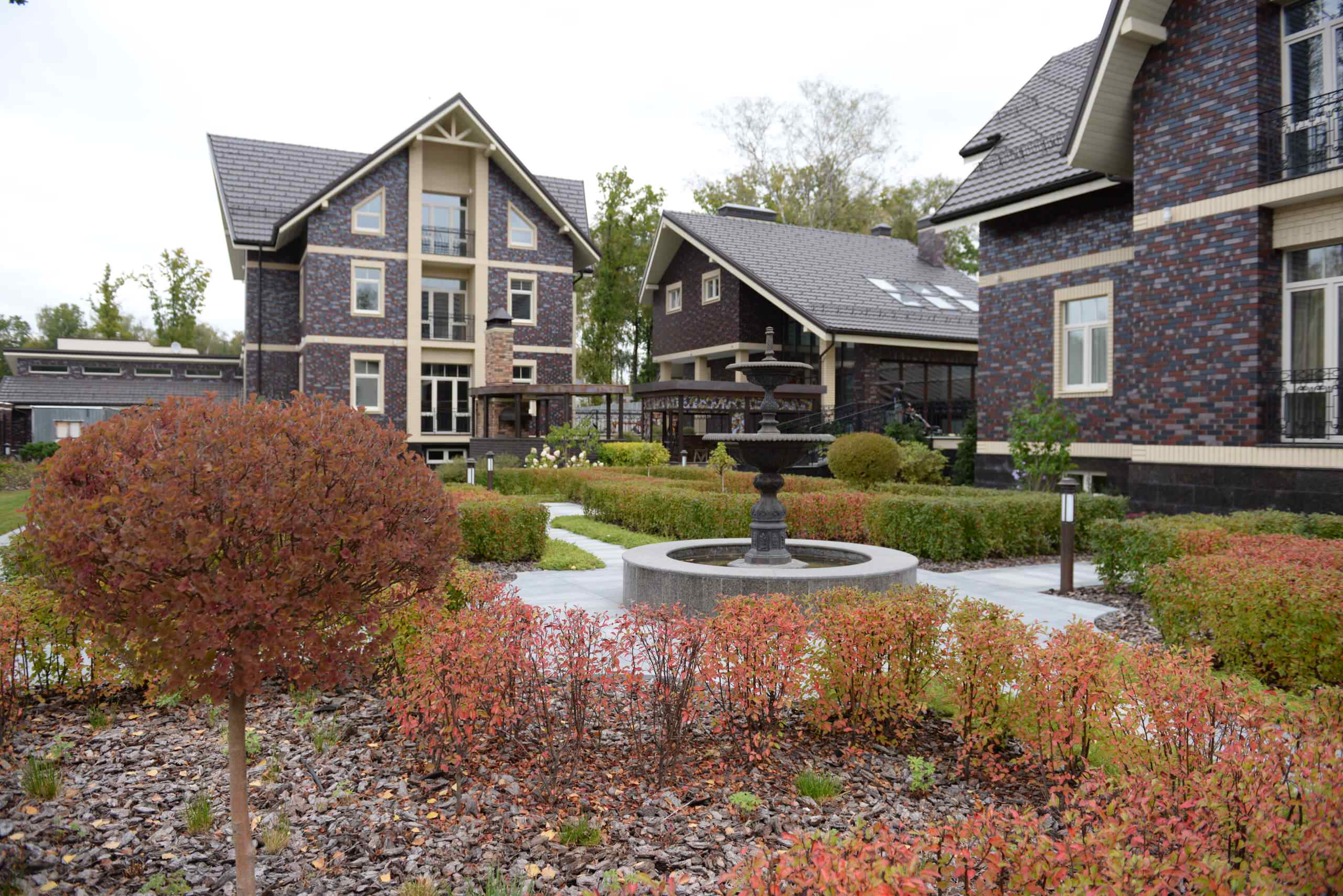 Планировка сада: Усадьба в голландском духе для 3 поколений семьи