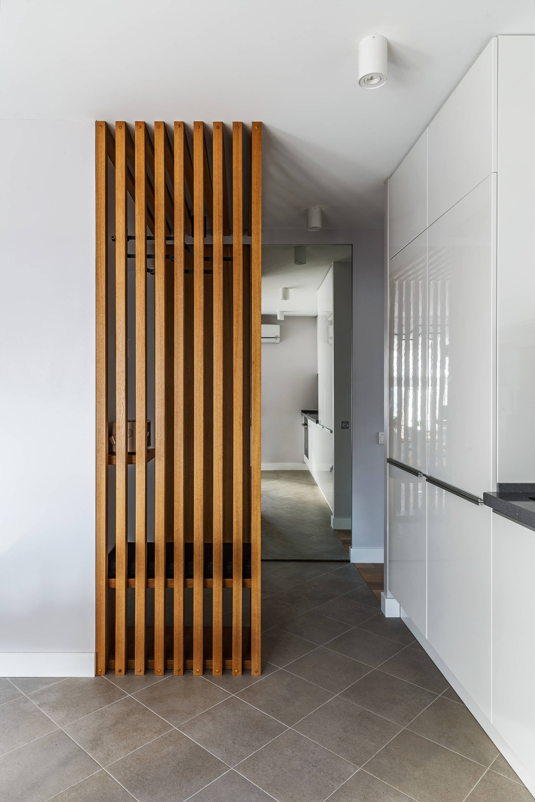 Houzz тур: «Однушка» 43 кв.м — с выдвижной кроватью