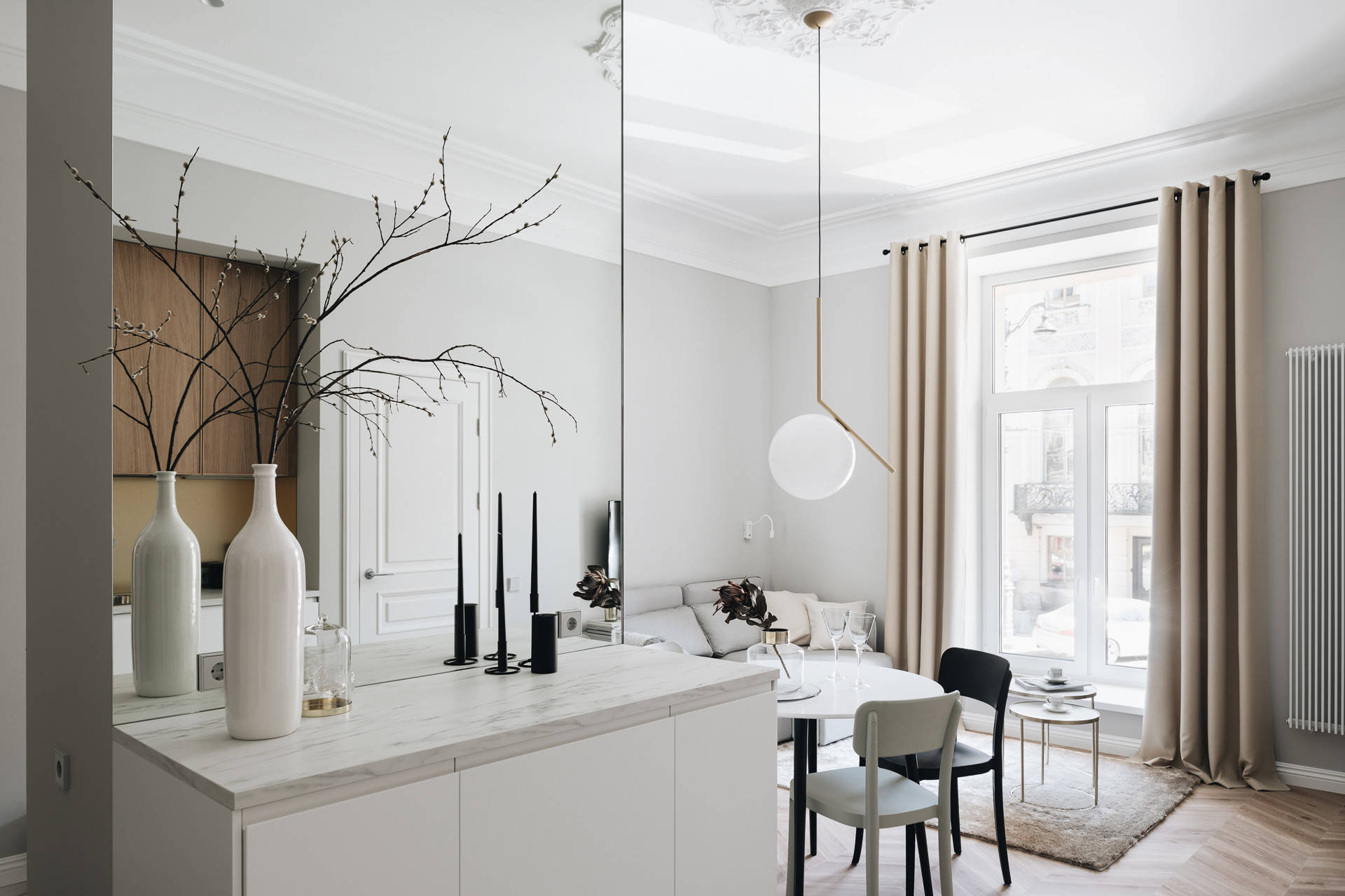 Houzz тур: Маленькая квартира в доме архитектора Боссе