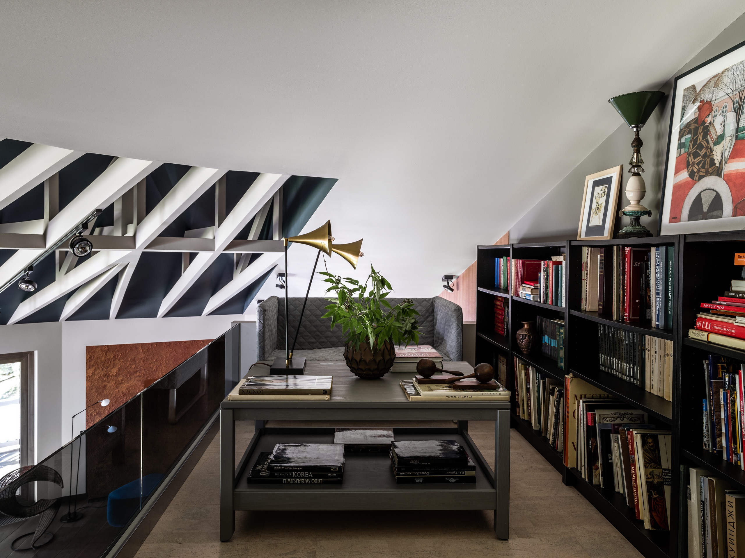 В гостях: Круглый дом с видом на лес