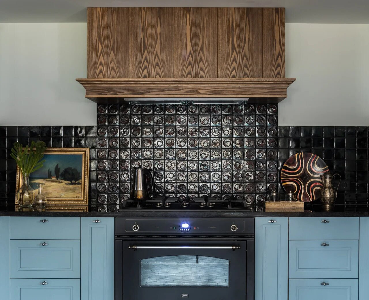 Houzz тур: Дом, в котором при перестройке подняли потолки