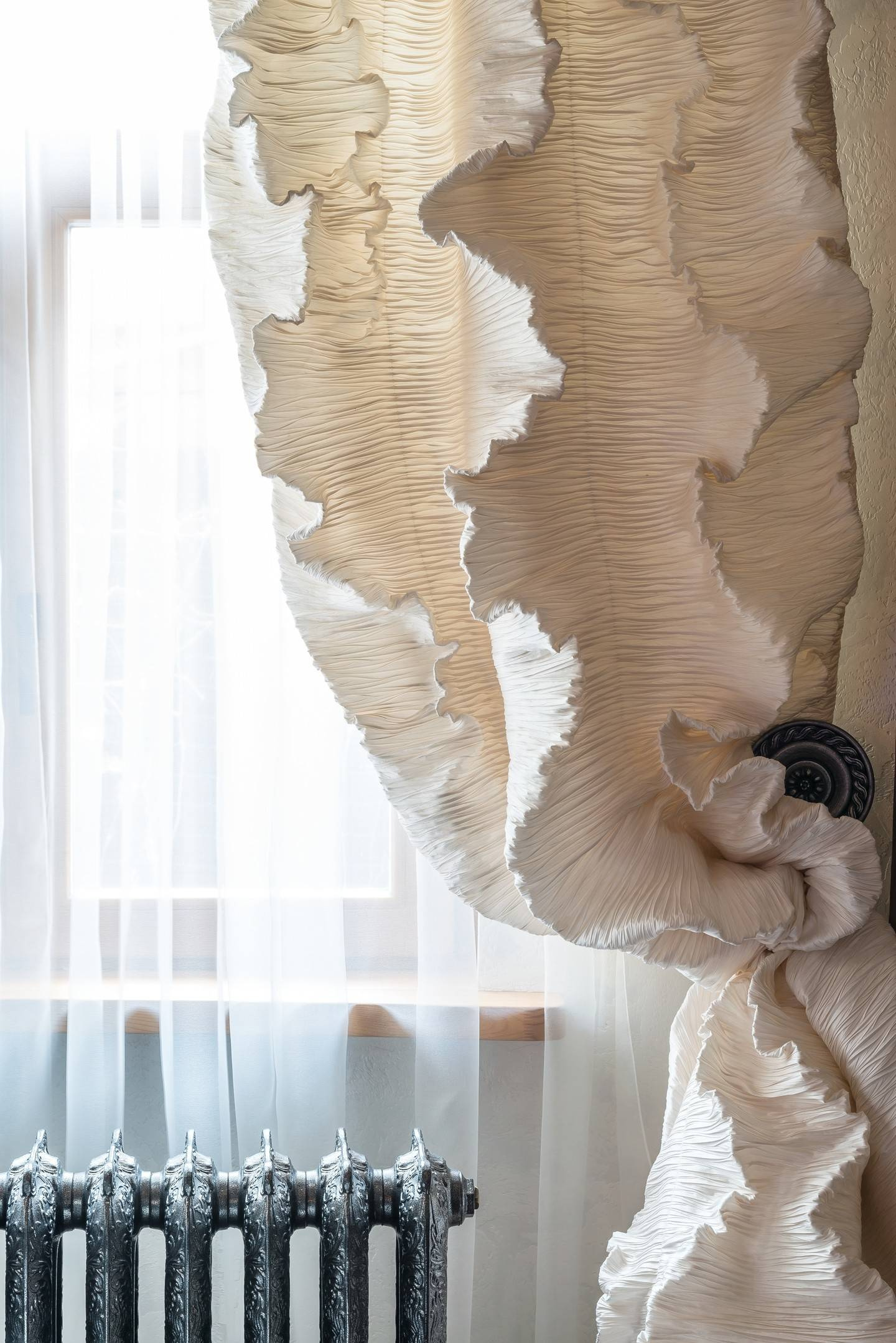 В поисках тени: Как защитить себя и ремонт от палящего солнца