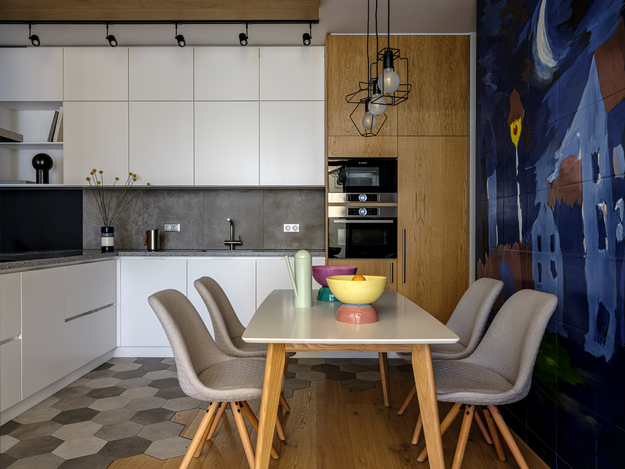 Houzz тур: Квартира для семьи — с рисунками сына на стенах