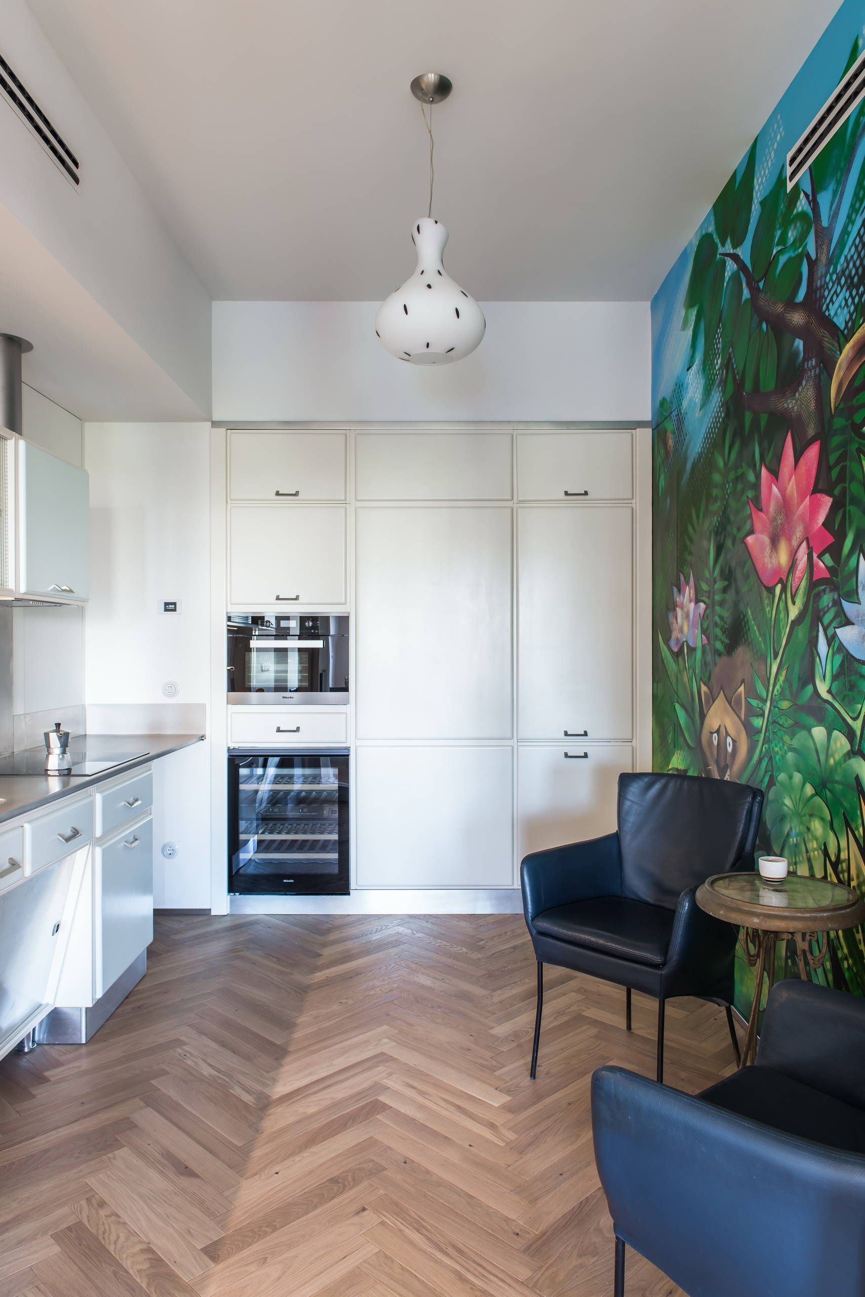 Есть решение: 9 проектов кухни 12 кв.м