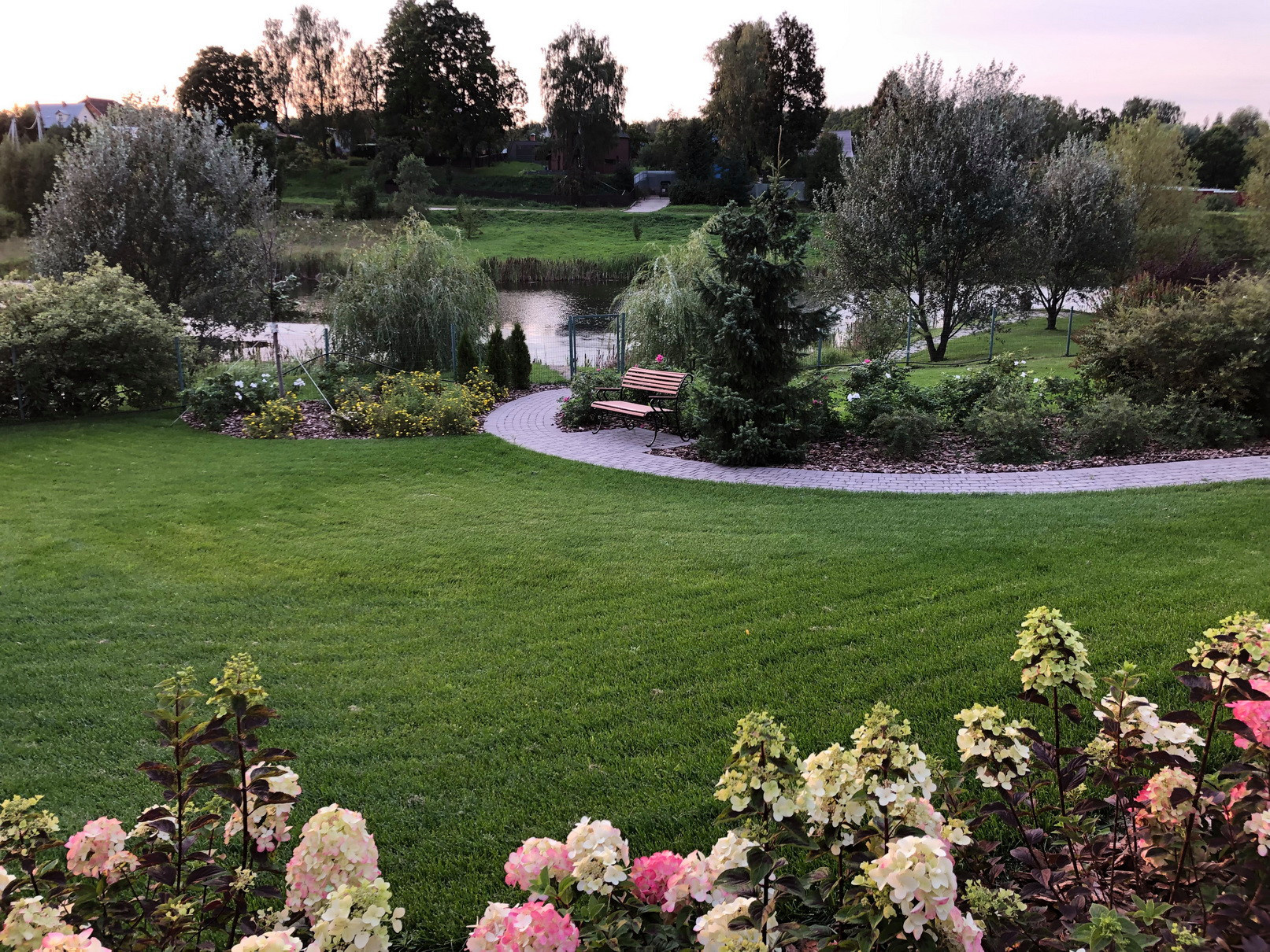 В гостях: Переделка природного сада у каскада прудов