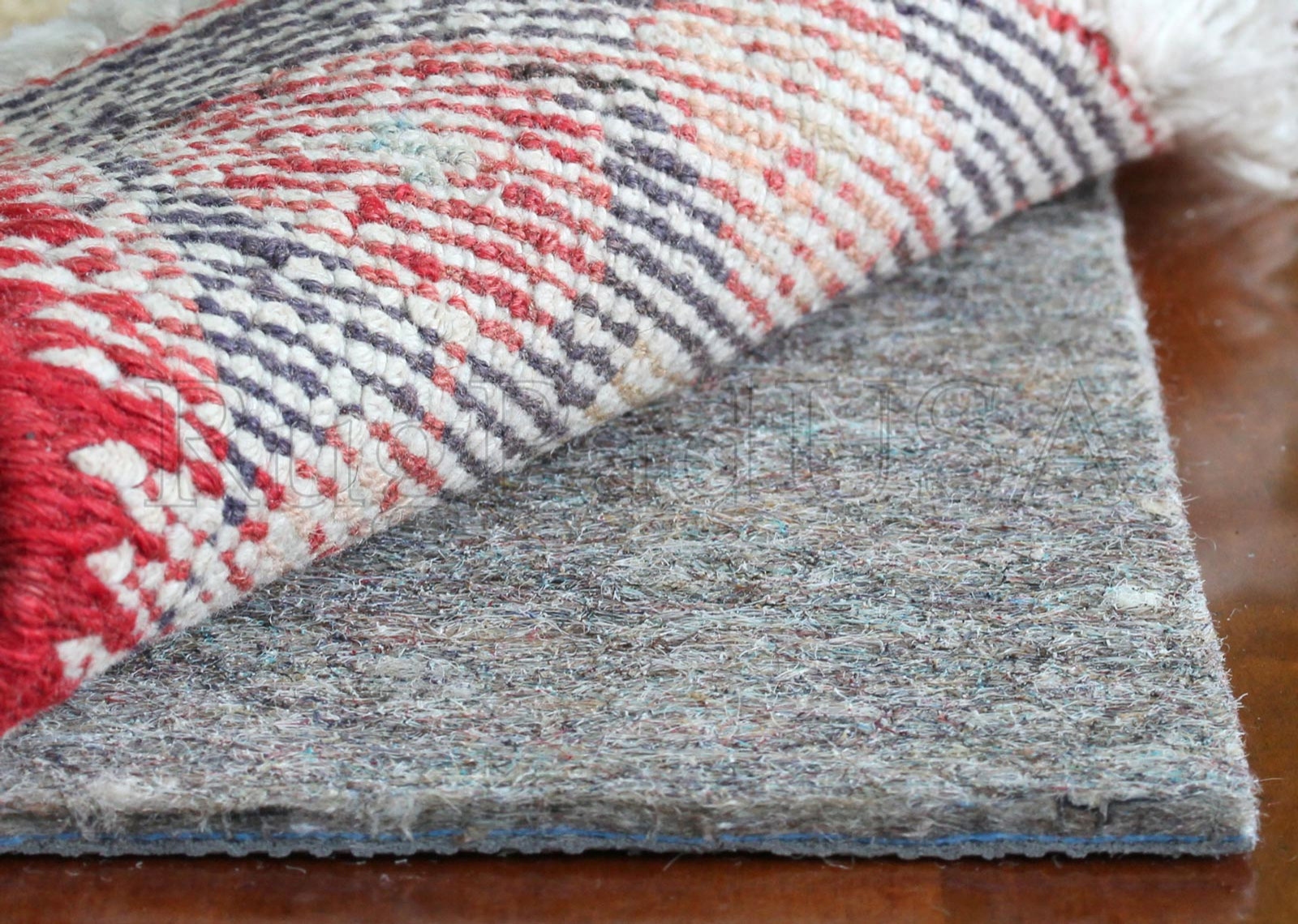 Вопрос: Как выбрать матрас для кровати