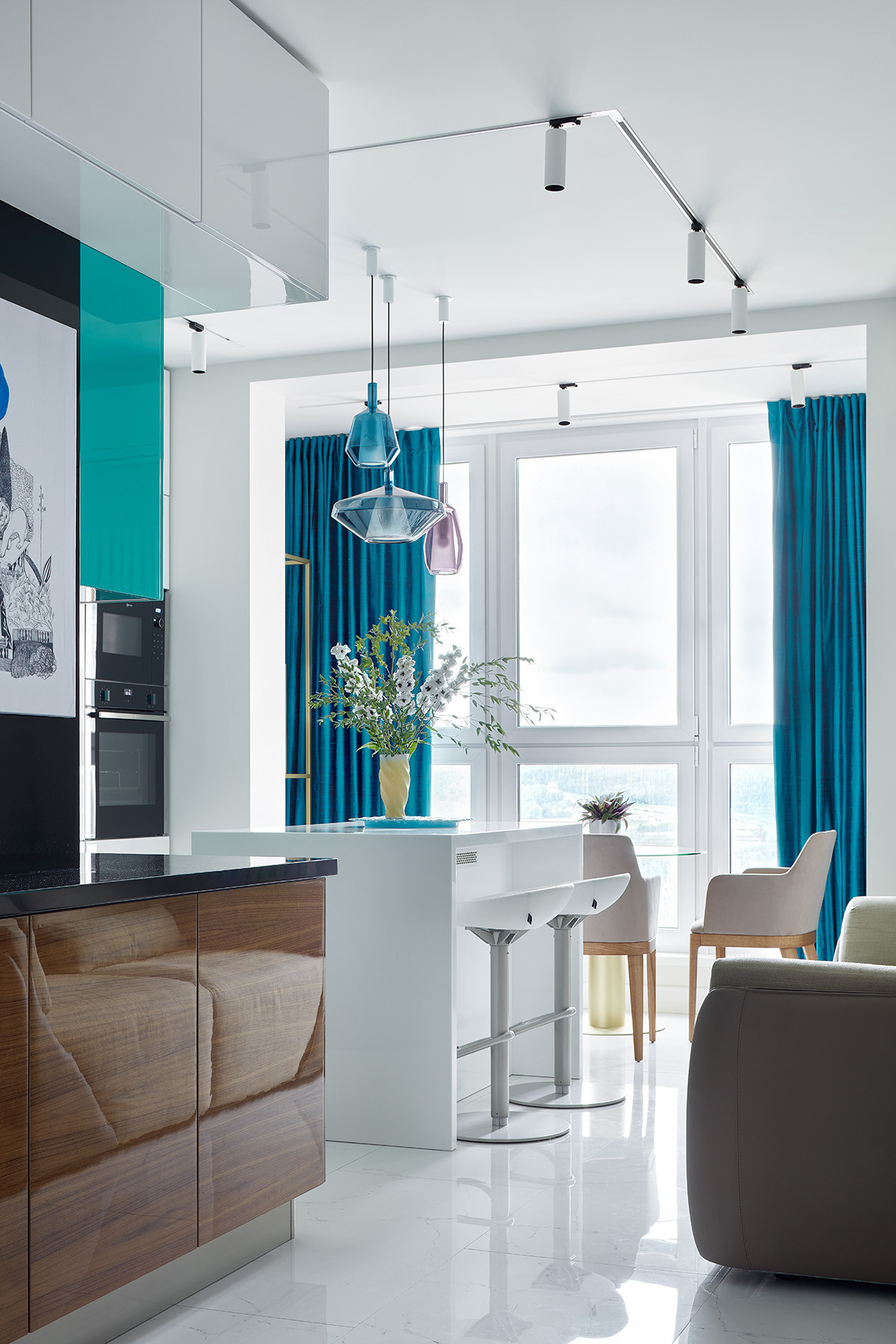 Houzz тур: Бирюза и глянец для девушки-модели