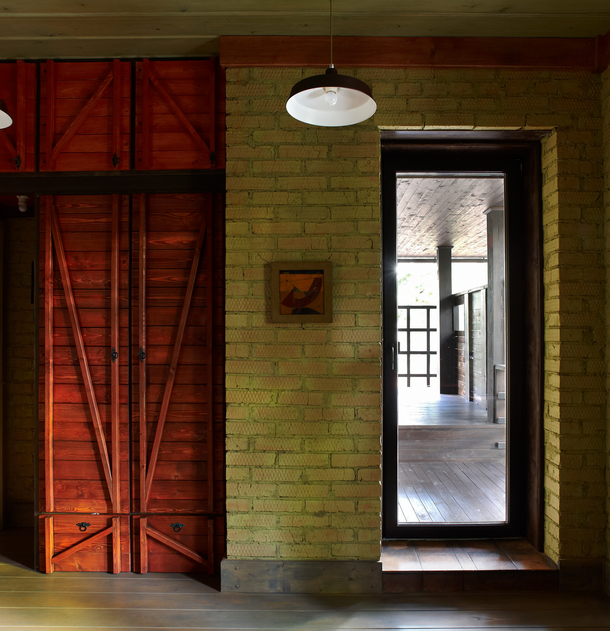 Архитектура: Дом в Мамонтовке, который впитал свое окружение