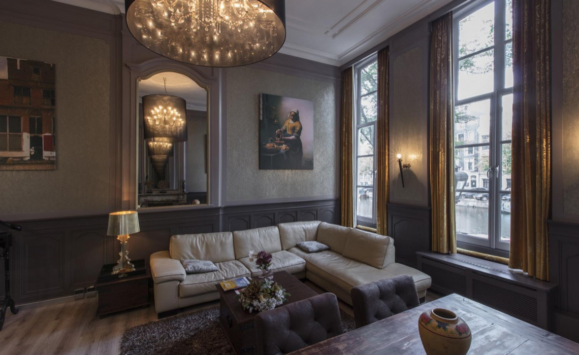 Подсмотрено в отеле: Живопись как центральная тема интерьера