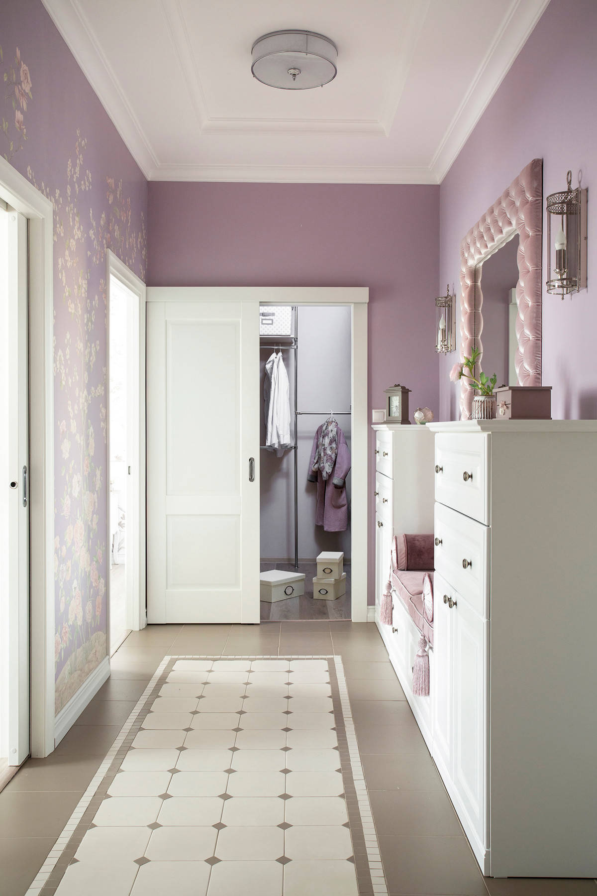 В гостях: Квартира в цветочных оттенках для молодой семьи