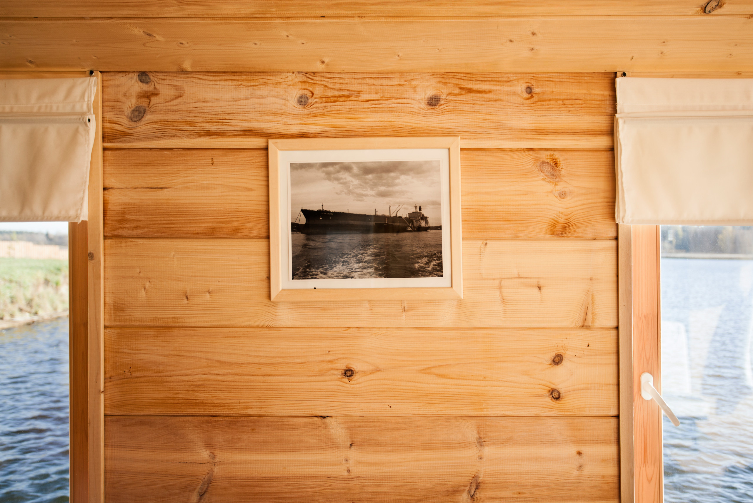 В гостях: Дом, пришвартованный под Калязиным