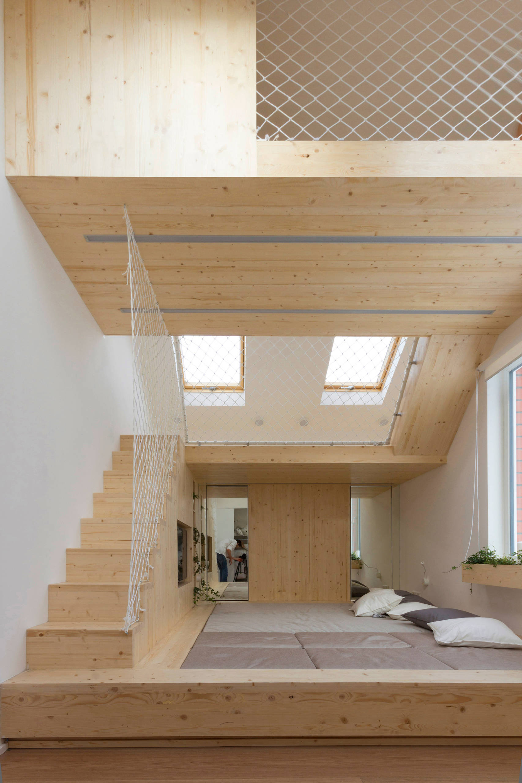 Лучшее за неделю: Лежанки у окна