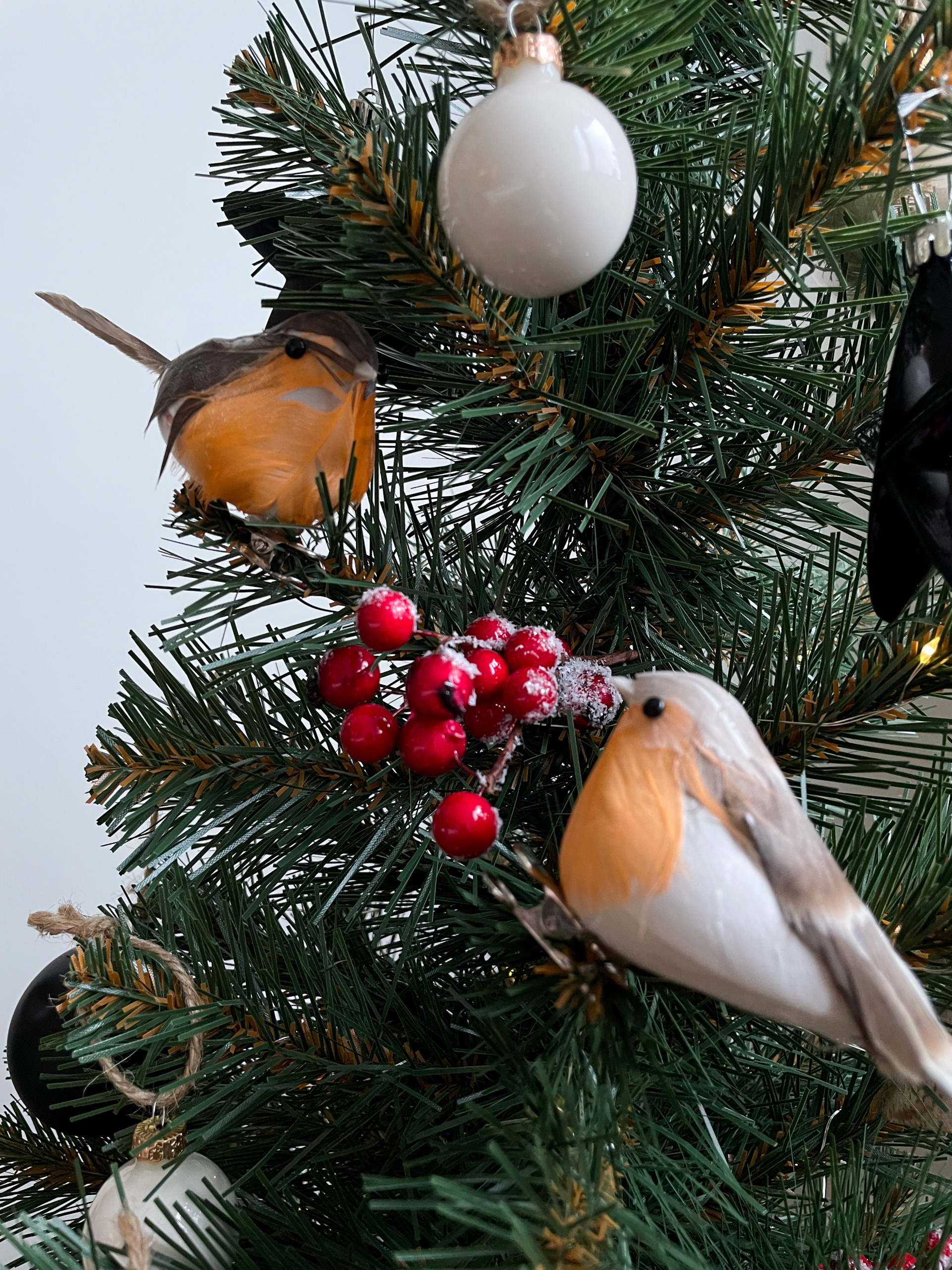 Делай, как дизайнер: Как украшать ёлку и дом к Новому году