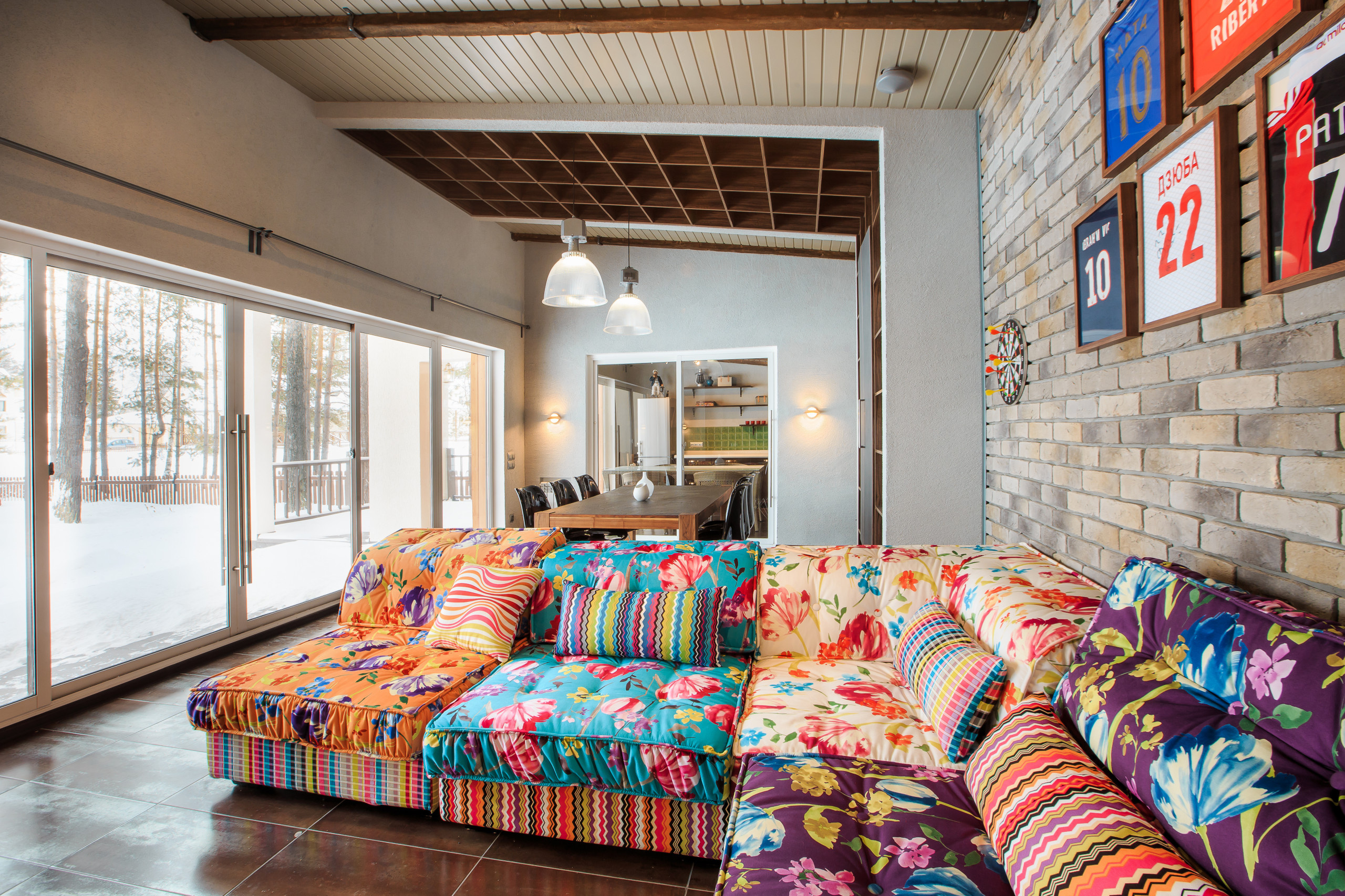 Houzz тур: Гостевой домик в уральской глуши с хулиганскими мотивами