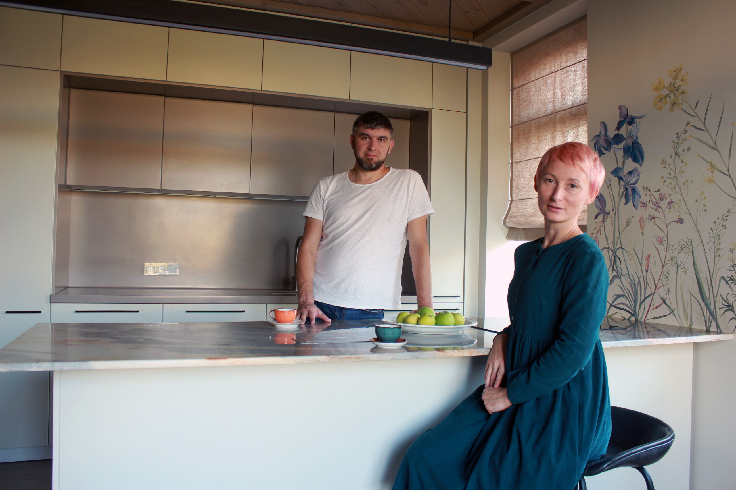 В гостях: Квартира архитекторов со 100-летней ванной