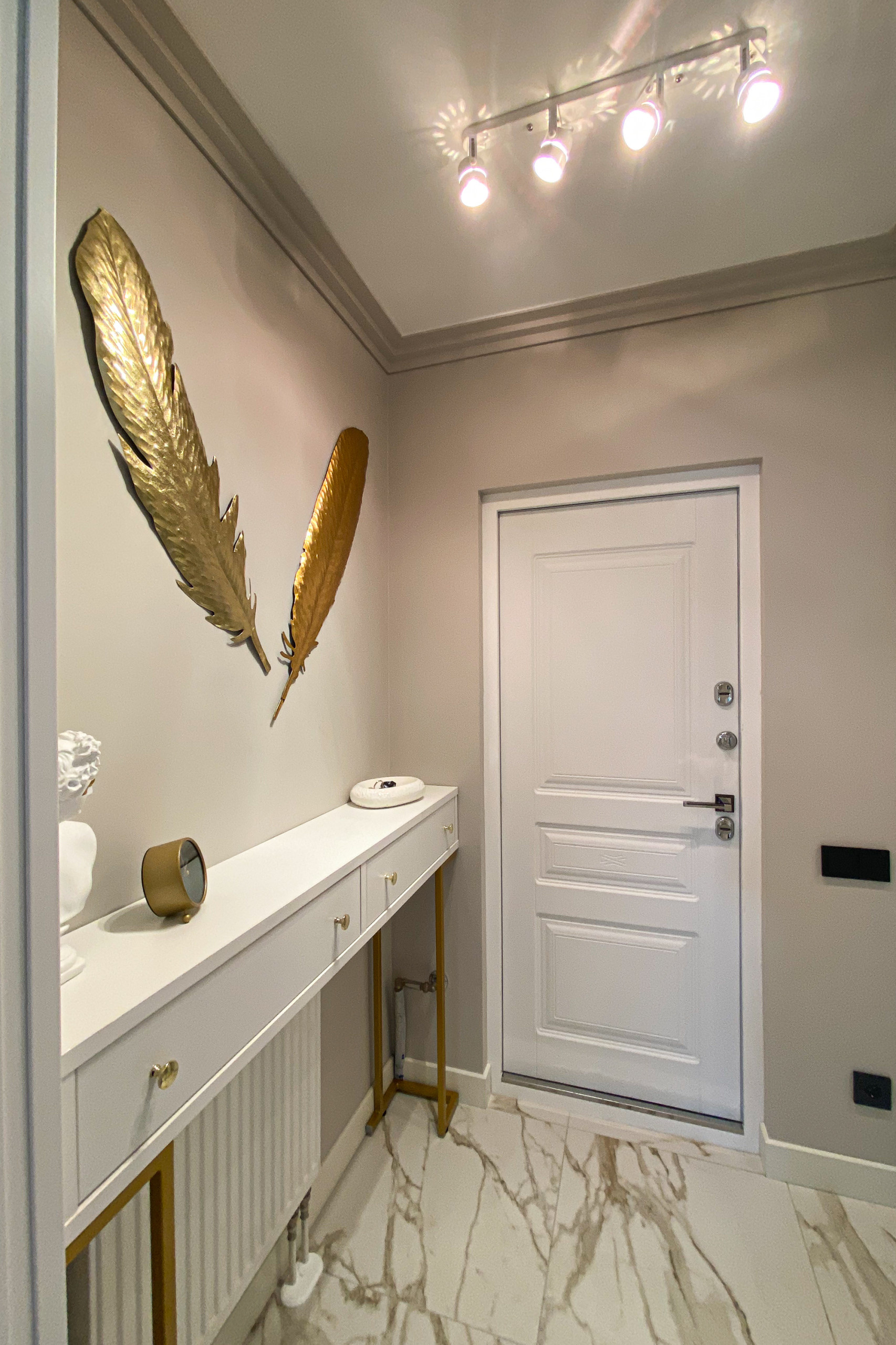 До и после: Таунхаус с гардеробной на месте кабинета