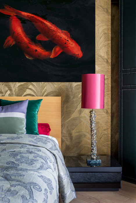 В гостях: Квартира дизайнера — с золотым троном