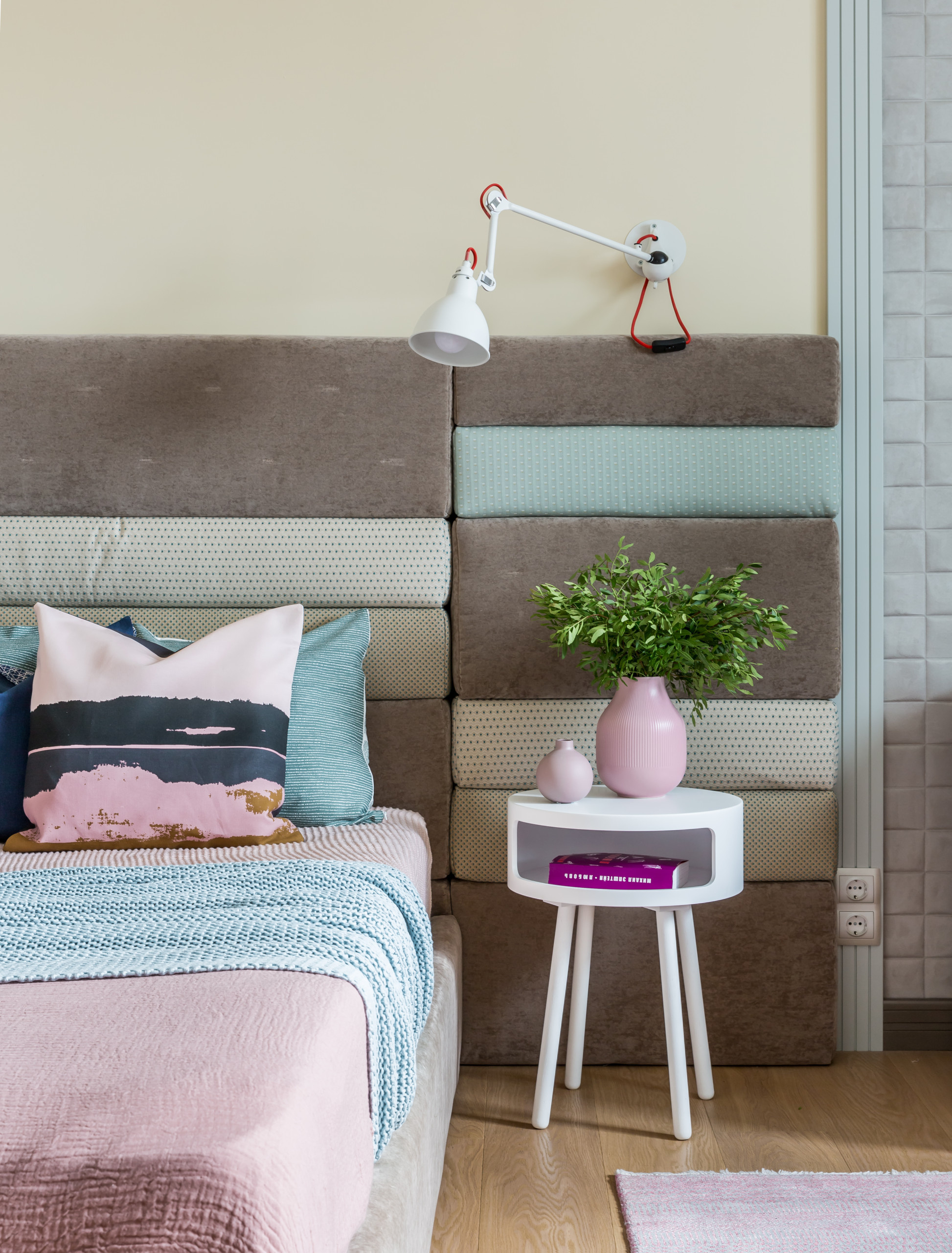 Houzz тур: Квартира в квартире — для старшей дочери на вырост