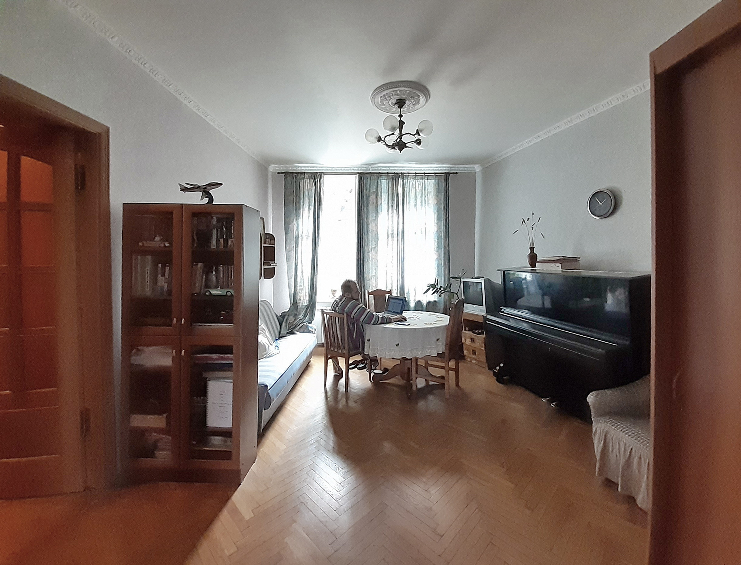 До и после: Интерьер в «сталинке» с оттенками серого и графита