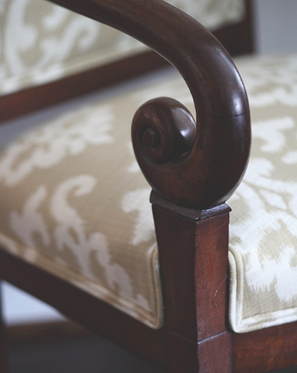 Честный обзор материалов: Как выбрать обивку для мягкой мебели