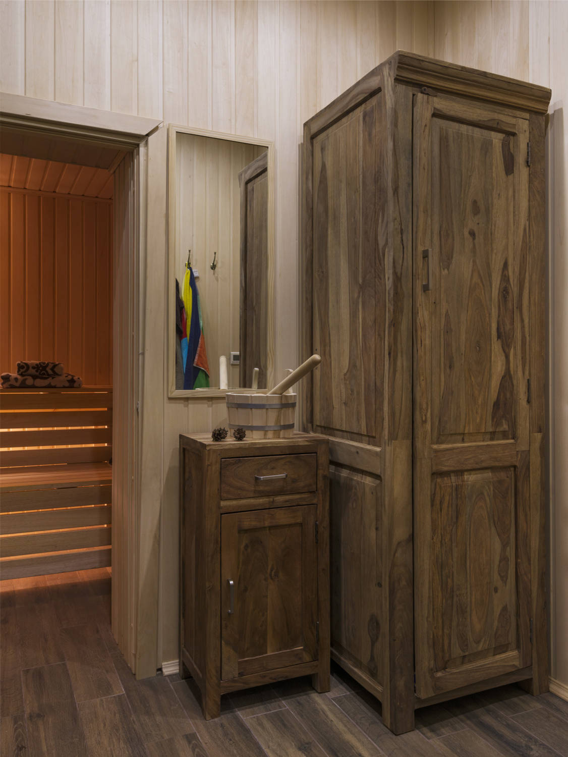 В гостях: Сруб с африканскими мотивами под Истрой