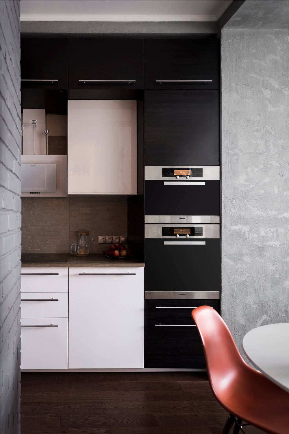 Материалы: Керамогранит «под дерево» vs натуральный паркет