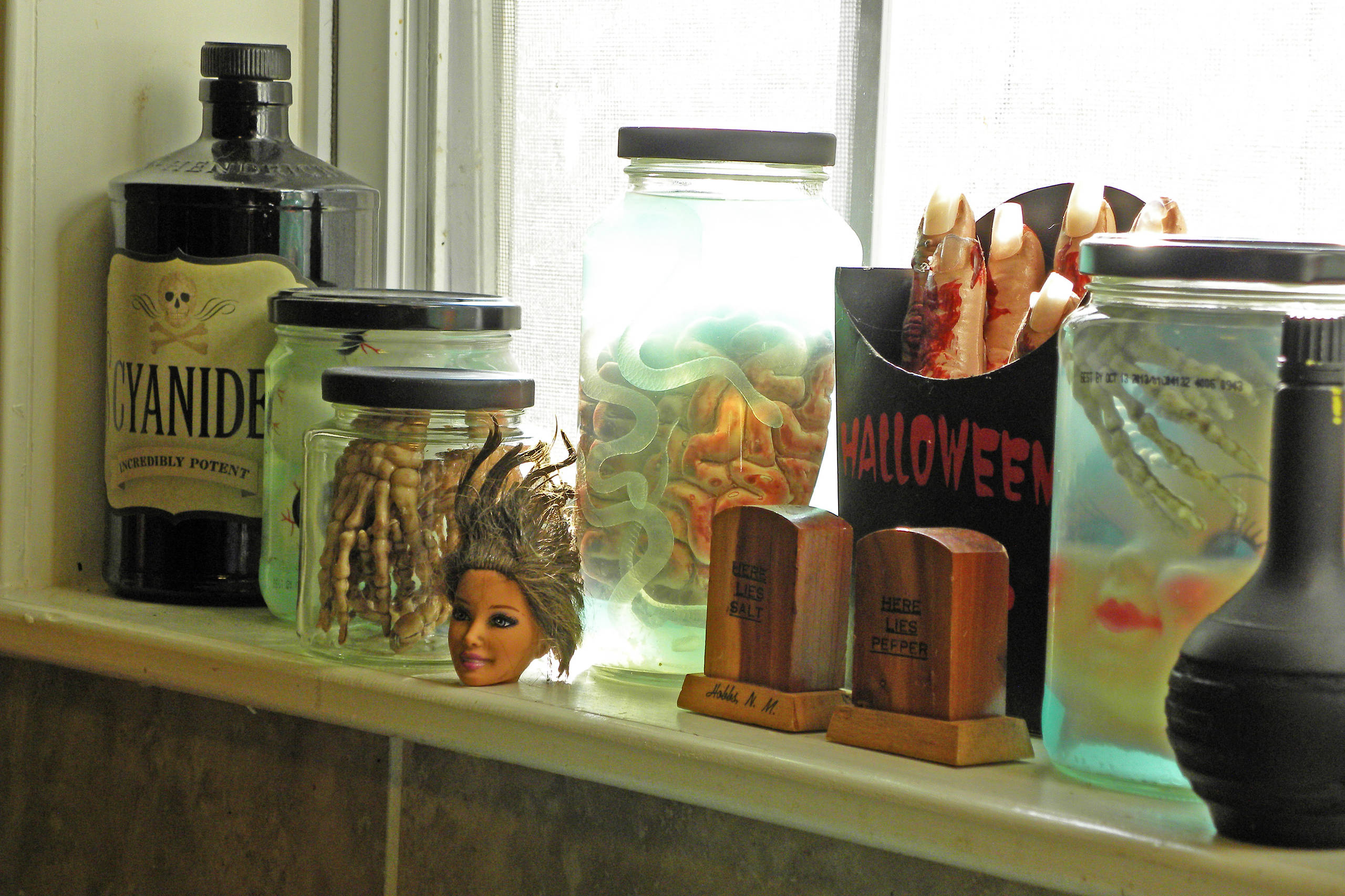 Психология: «Не ваше дело, мои дорогие друзья»